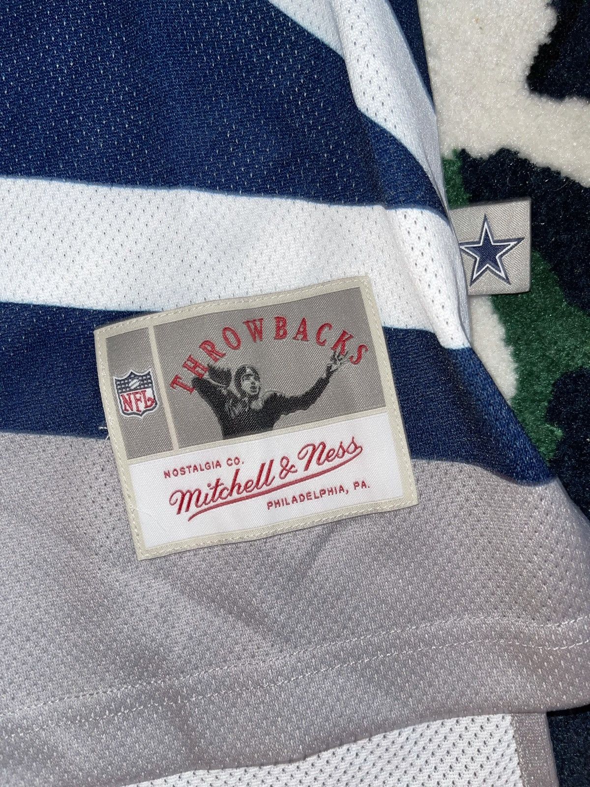Mitchell & Ness × NFL Dallas Cowboys Mitchell & Ness NFL Large Retro Logo Jersey Size US L / EU 52-54 / 3 - 6 Thumbnail