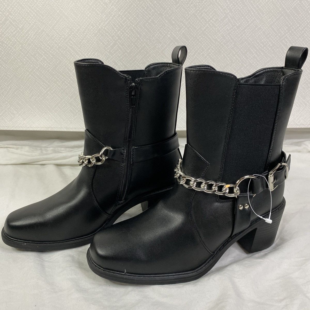 Other Pazzle Chain Ankle Boots Womens Black Sz 8.5 Block Heel NWOT Size US 8.5 / IT 38.5 - 2 Thumbnail