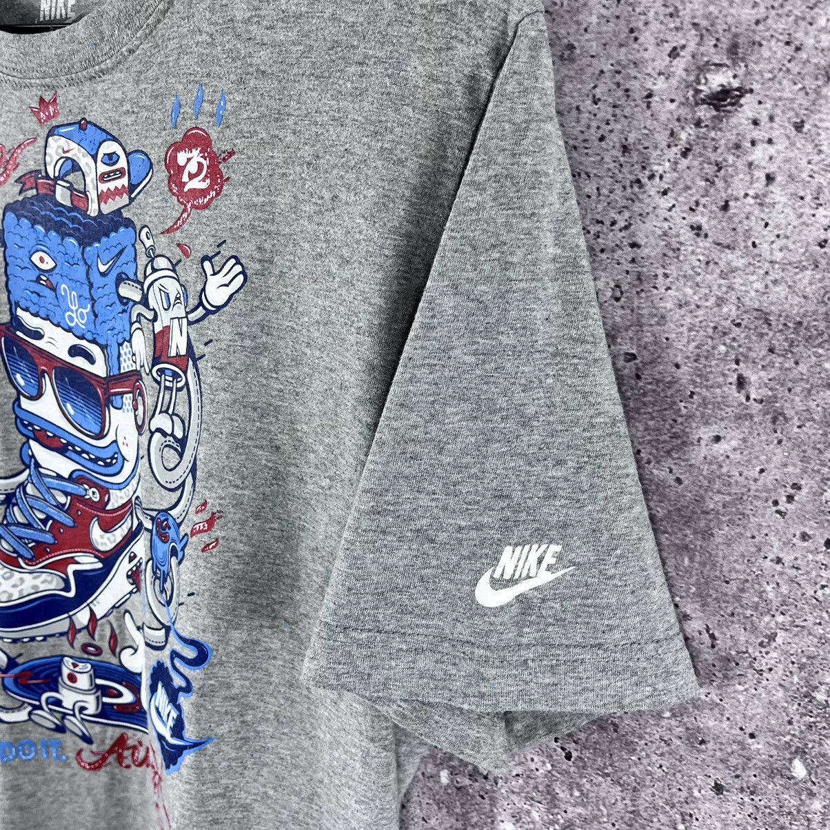Nike × Vintage Nike T-Shirt Just Do It Air Max Big Logo Y2K Grey Size L Size US L / EU 52-54 / 3 - 5 Thumbnail