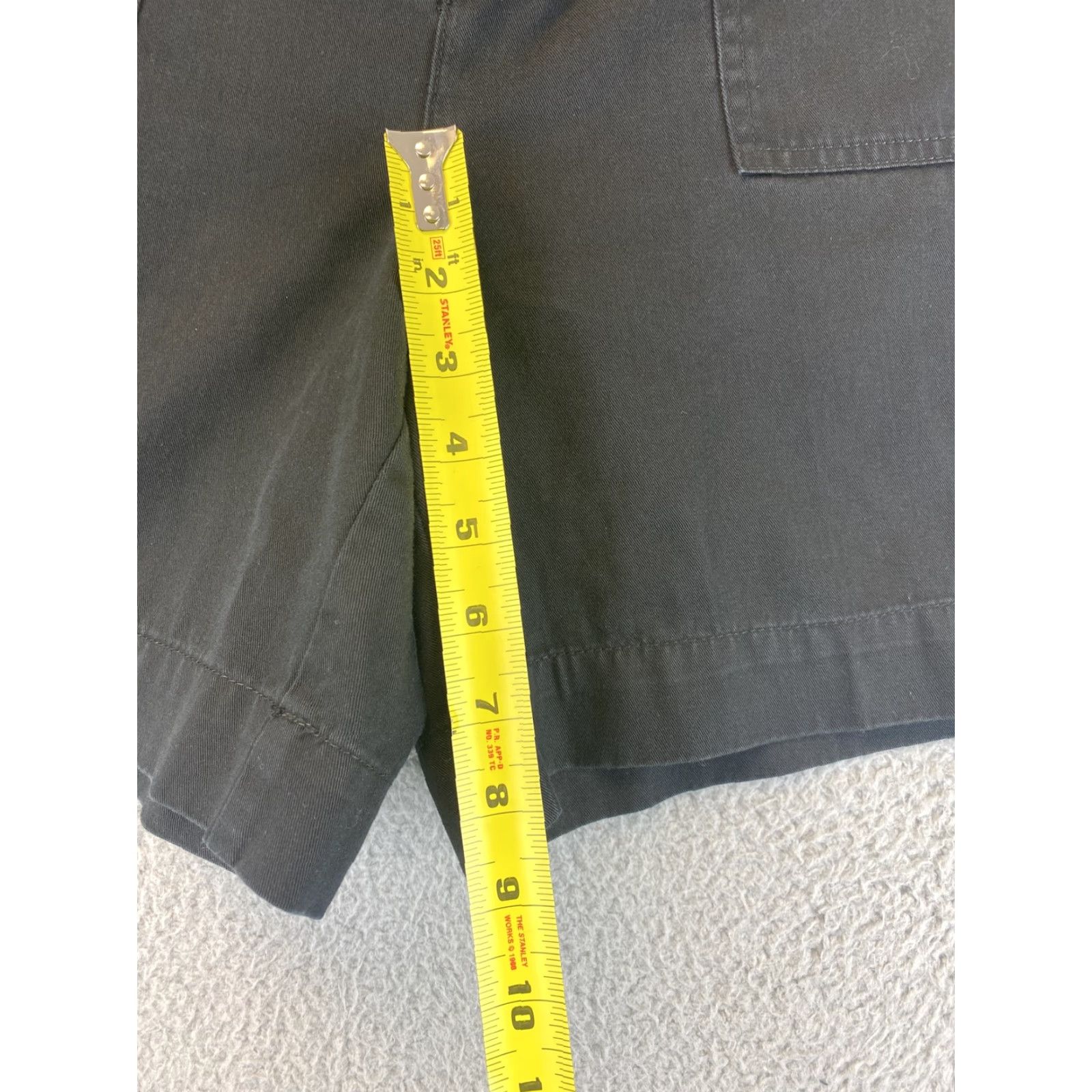 Ralph Lauren Lauren Ralph Lauren LRL Women’s Shorts 100% Cotton Pocket Size 10 Black 62-4 Belt Loops 5-Pocket Design High Rise / Regular Fit / 13 Leg Opening Size 32" / US 10 / IT 46 - 7 Thumbnail