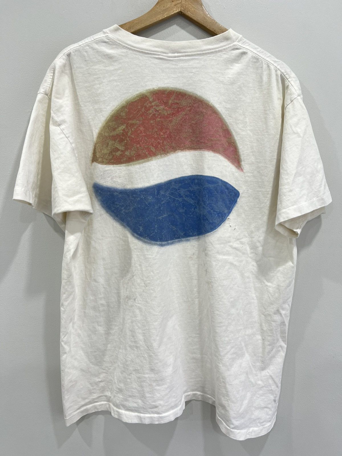 Vintage Vintage Pepsi Tee shirt promo Size US L / EU 52-54 / 3 - 1 Thumbnail