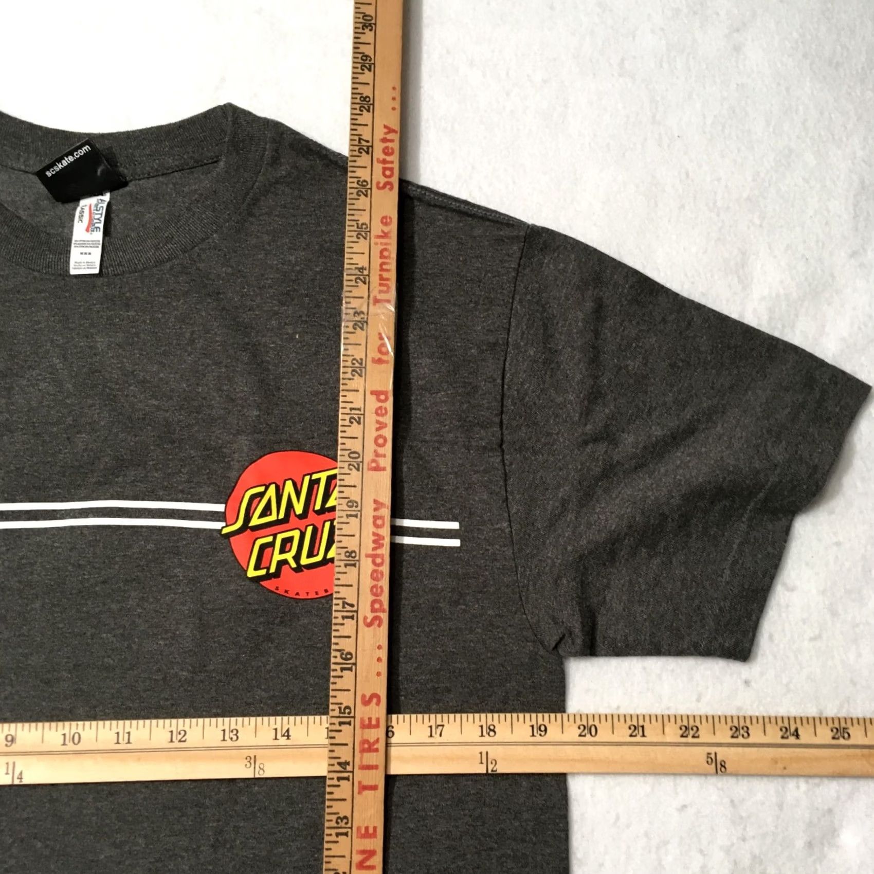 Vintage Santa Cruz Shirt Mens Medium Dot red Short Sleeve Graphic Tee Size US M / EU 48-50 / 2 - 5 Thumbnail