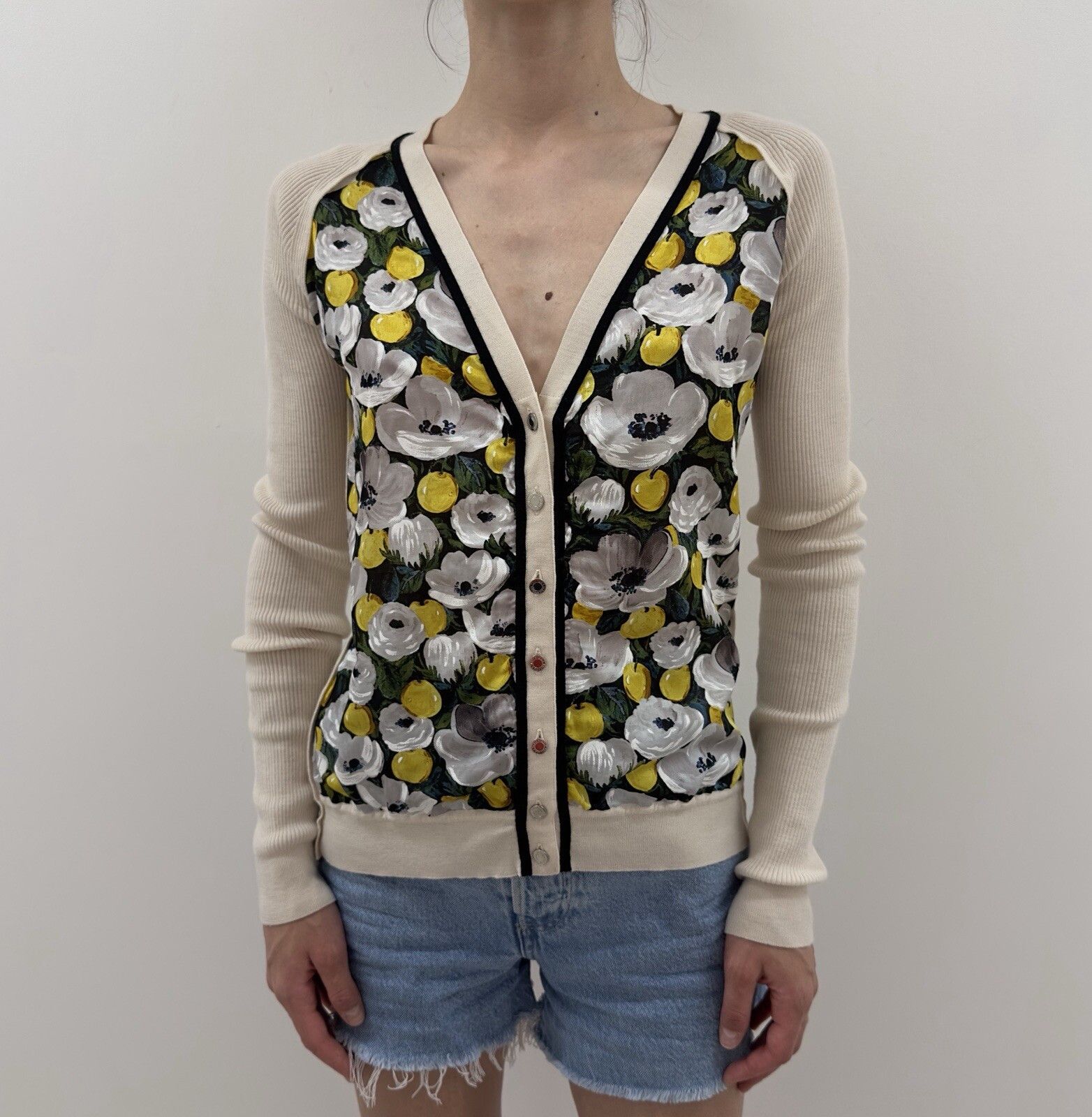 Louis Vuitton Louis Vuitton Womens Sweater Cardigan Floral Print Size S / US 4 / IT 40 - 1 Thumbnail