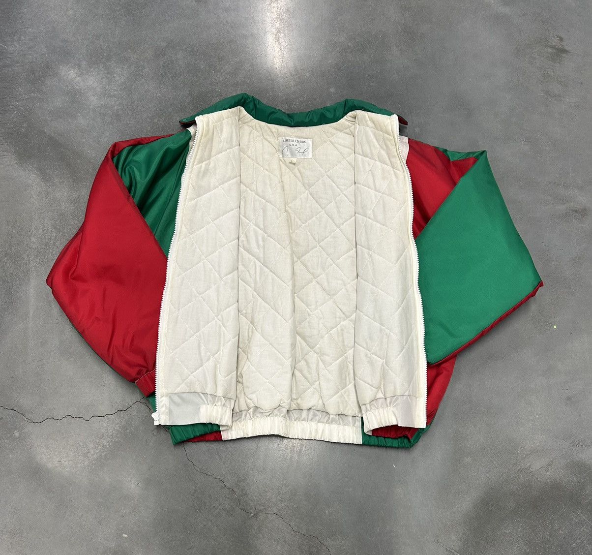 Vintage Vintage Italian nylon Jacket Size US L / EU 52-54 / 3 - 2 Thumbnail