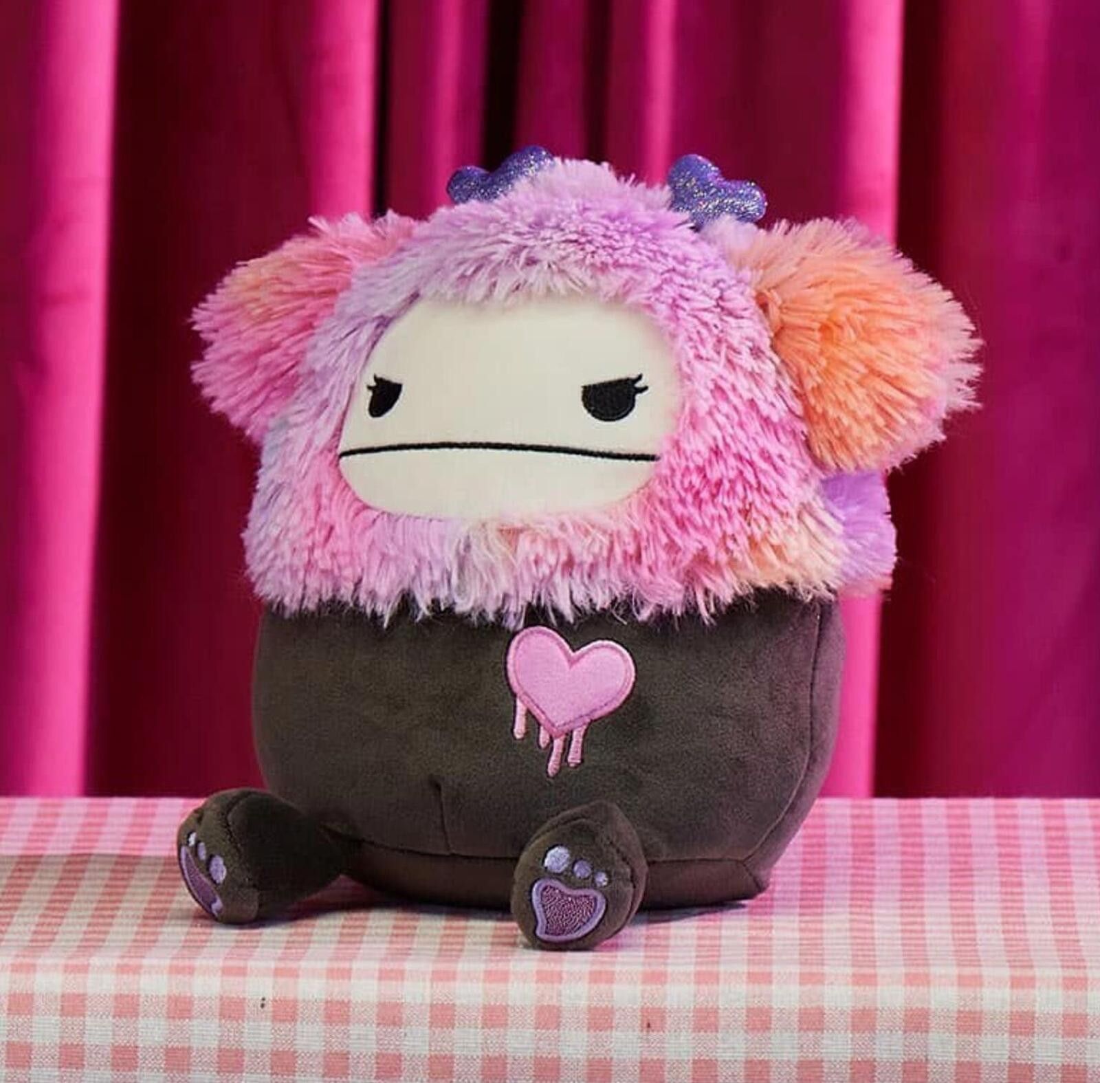 Other Squishmallow Frumpy the Salty Bigfoot Valentines, 8in Size ONE SIZE - 5 Thumbnail