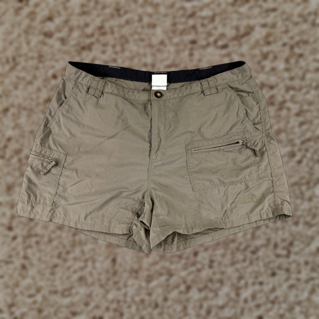 The North Face The North Face Shorts Women 8 Beige 100% Nylon Cargo Hiking Camping Fishing 28x4 Size 30" / US 8 / IT 44 - 1 Thumbnail