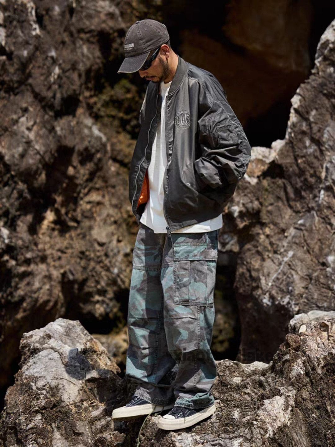 Designer × Japanese Brand × Vintage utility washed faded military outdoor cargo pants Size US 34 / EU 50 - 5 Thumbnail