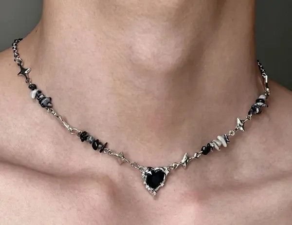 Japanese Brand Retro punk black heart star stone chain necklace choker y2k Size ONE SIZE - 2 Thumbnail