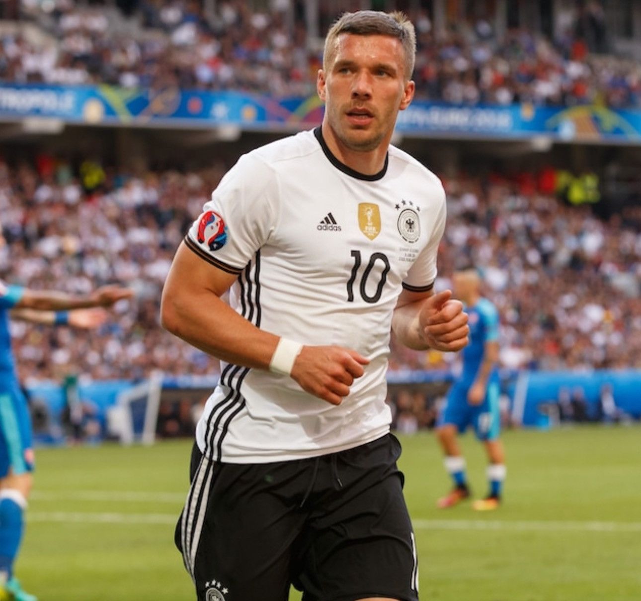 Adidas Germany Euro2016 player issue home shirt #10 Podolski Size US M / EU 48-50 / 2 - 11 Thumbnail