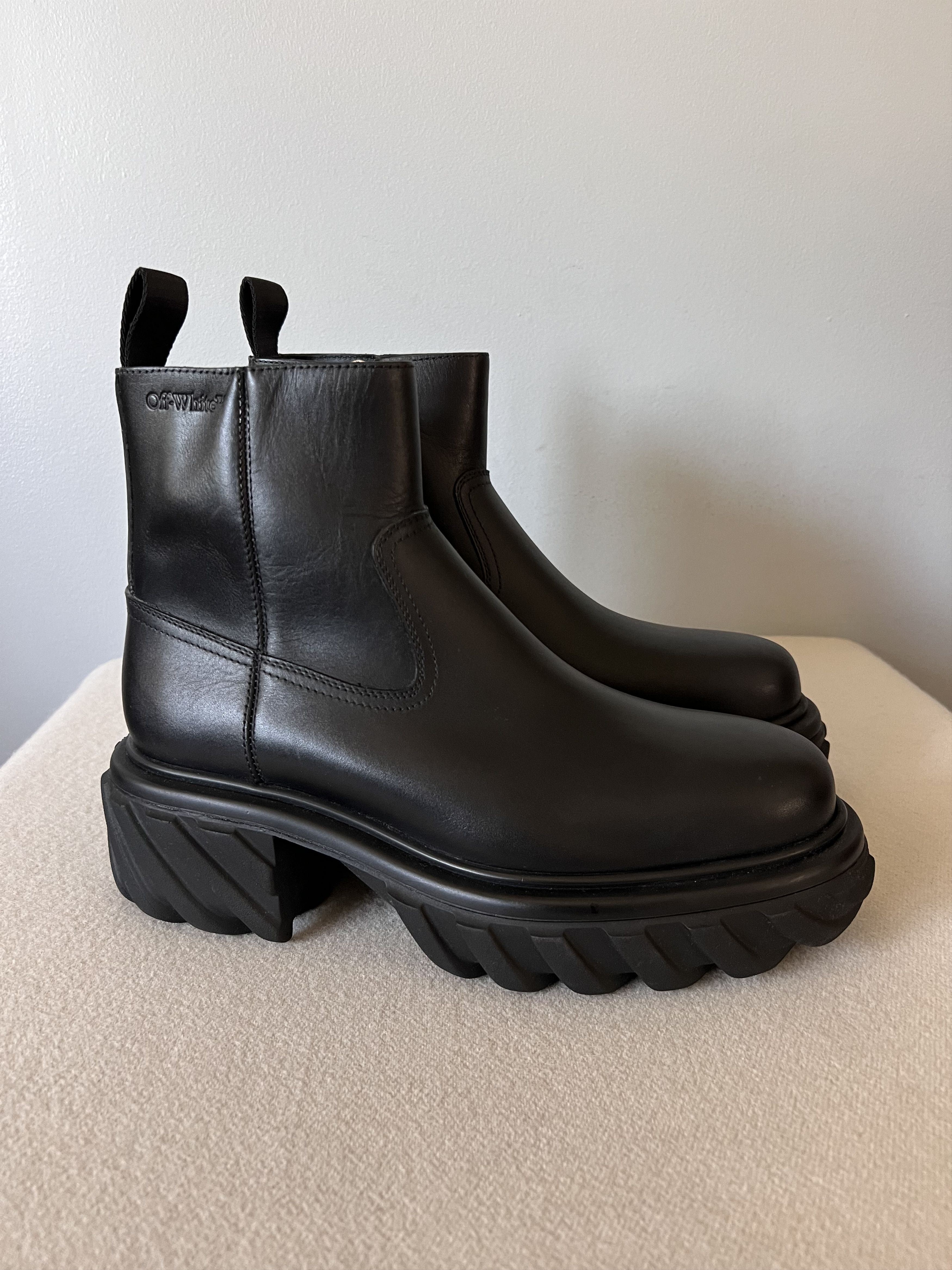 Off-White Off White Exploration Motor Ankle Boots in Black Leather Size US 9 / EU 42 - 1 Thumbnail