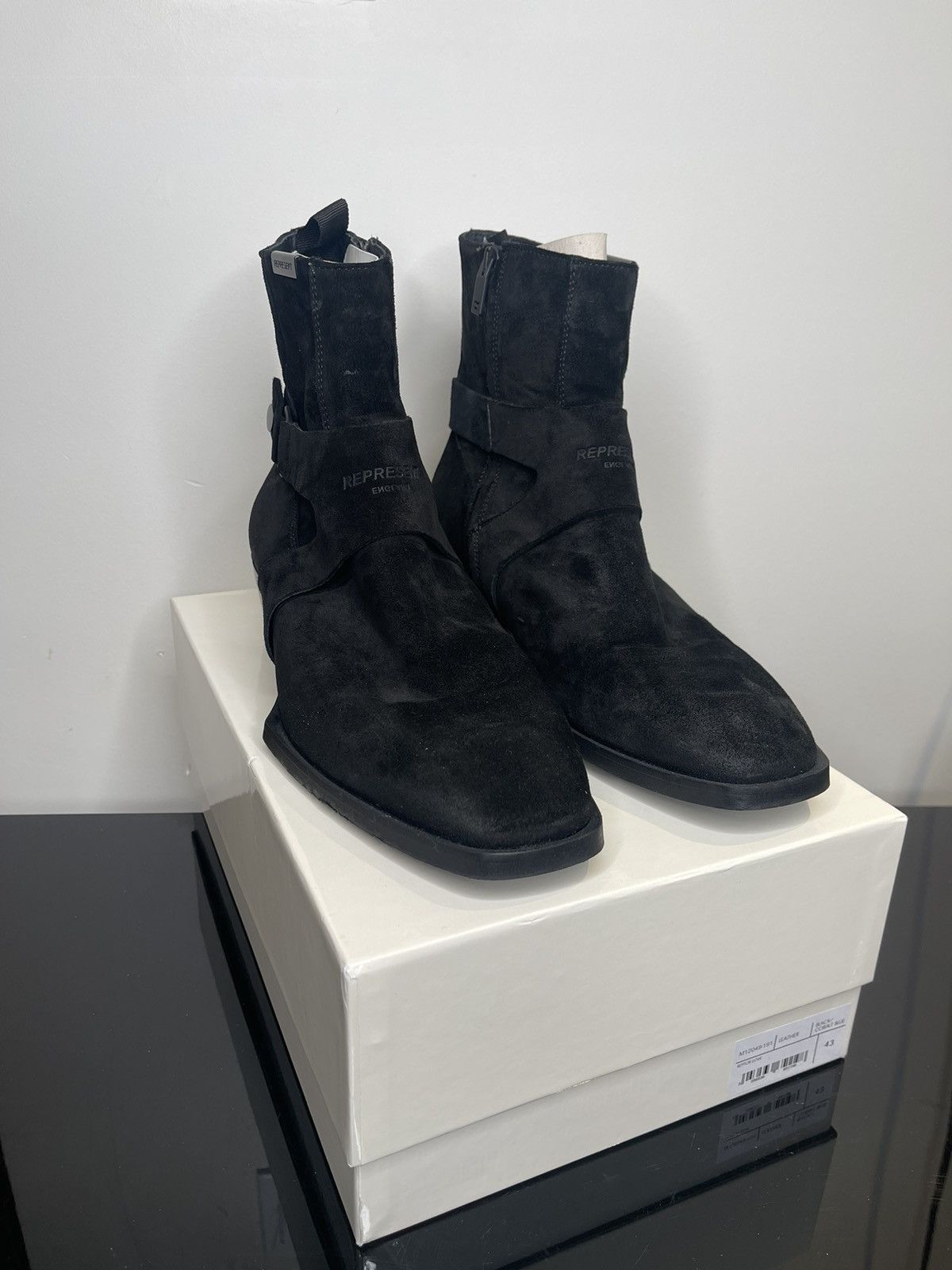 Represent Clo. LIMITED Represent Chelsea Boots Size US 10.5 / EU 43-44 - 3 Thumbnail
