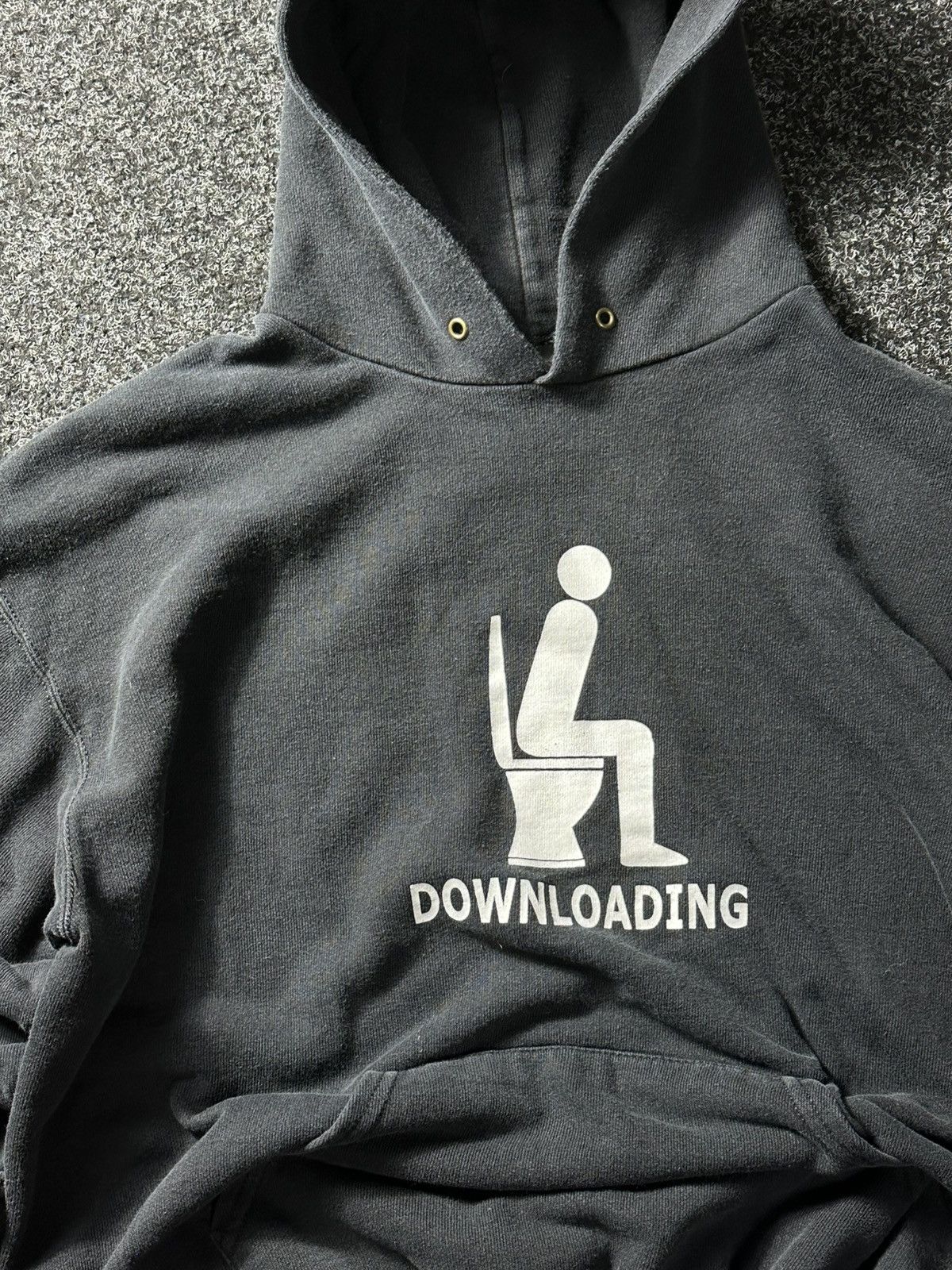 Fruit Of The Loom × Vintage 🚨 VINTAGE DOWNLOADING TOILET 💩 HOODIE Y2K SK8 boxy rare Size US M / EU 48-50 / 2 - 4 Thumbnail