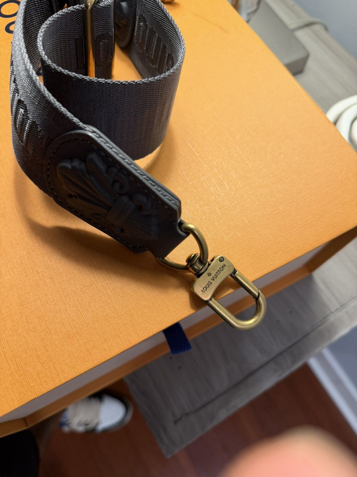 Louis Vuitton Louis Vuitton City Keepall Size ONE SIZE - 14 Thumbnail
