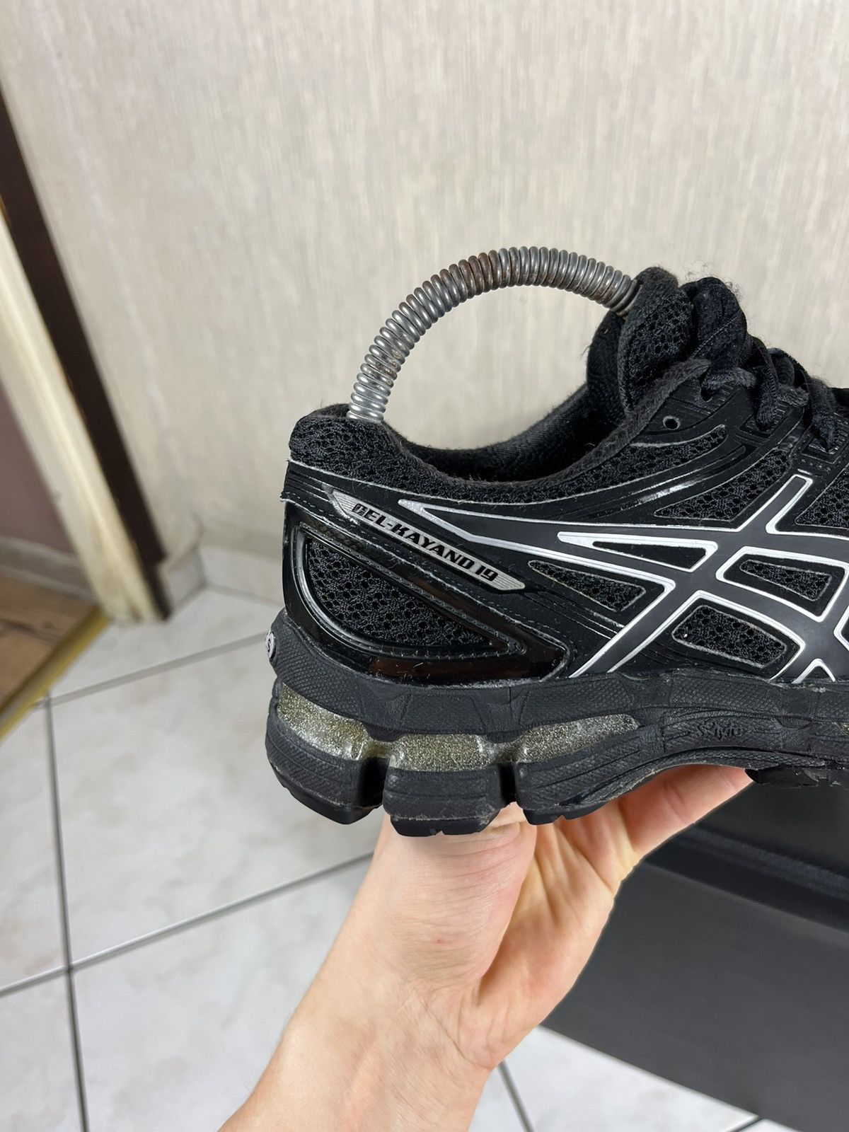 Asics × Vintage Vintage Asics gel-kayano 19 black silver mesh sneakers shoes Size US 7 / EU 40 - 5 Thumbnail