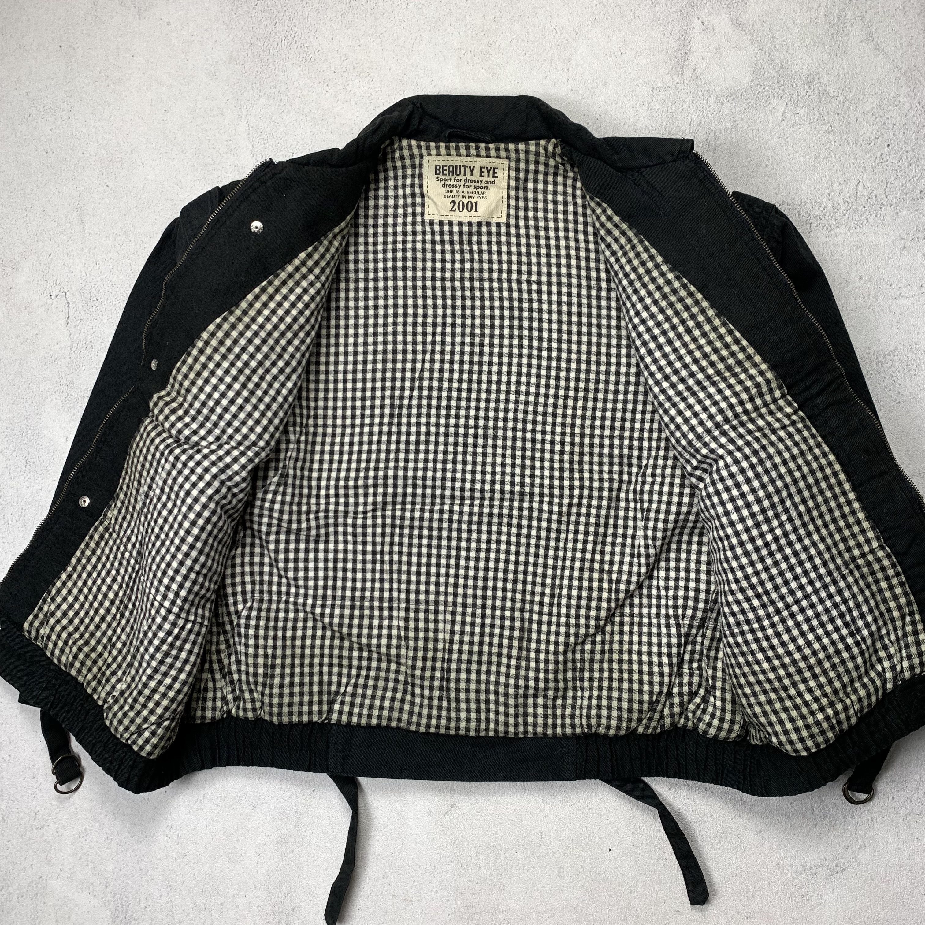 Japanese Brand 2001 Beauty Eye Cargo Bomber Jacket 3D Pocket Cargo Size US L / EU 52-54 / 3 - 7 Thumbnail