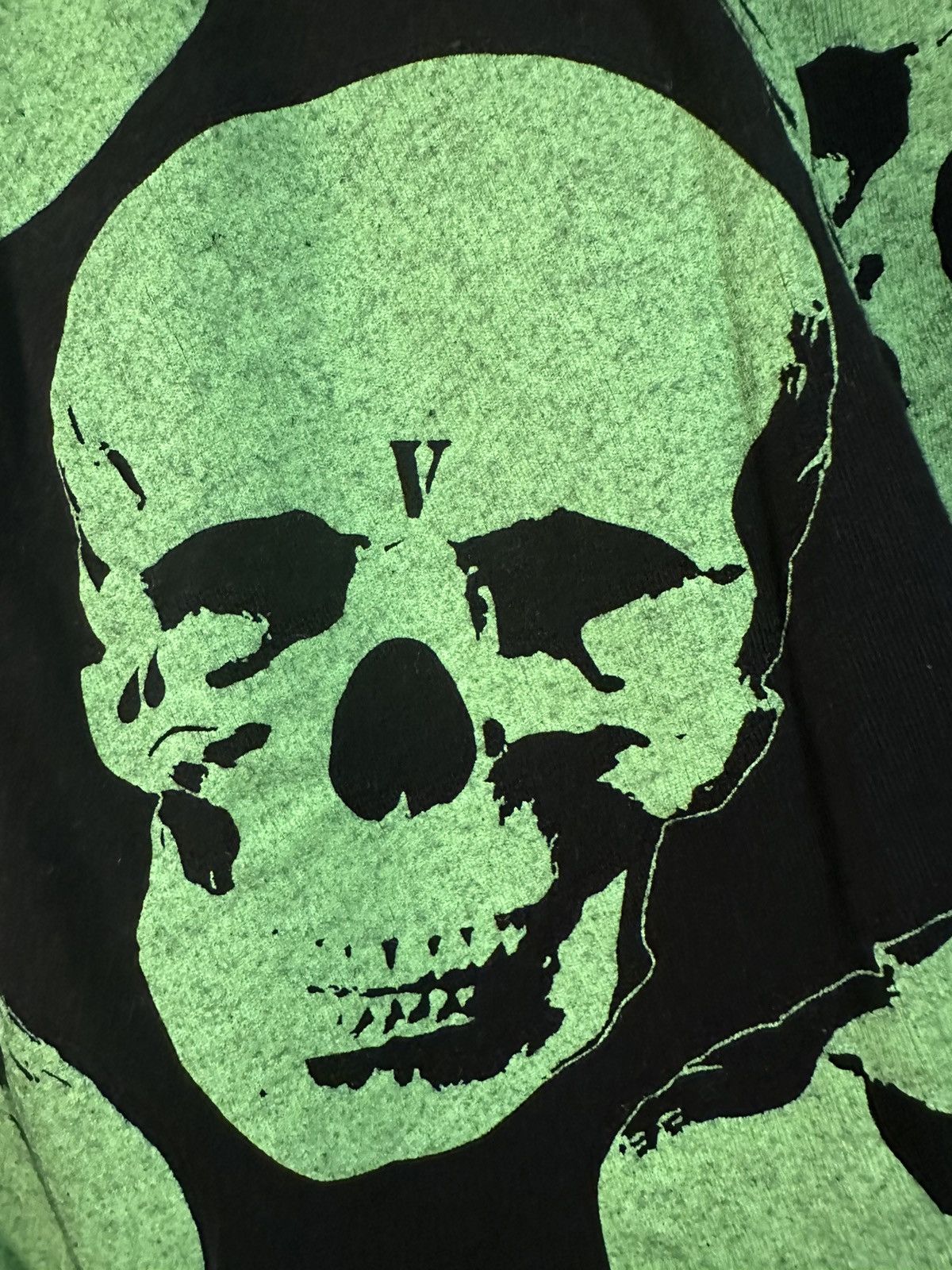 Vlone VLONE Crypt Green Skull T-Shirt Size US XL / EU 56 / 4 - 4 Thumbnail