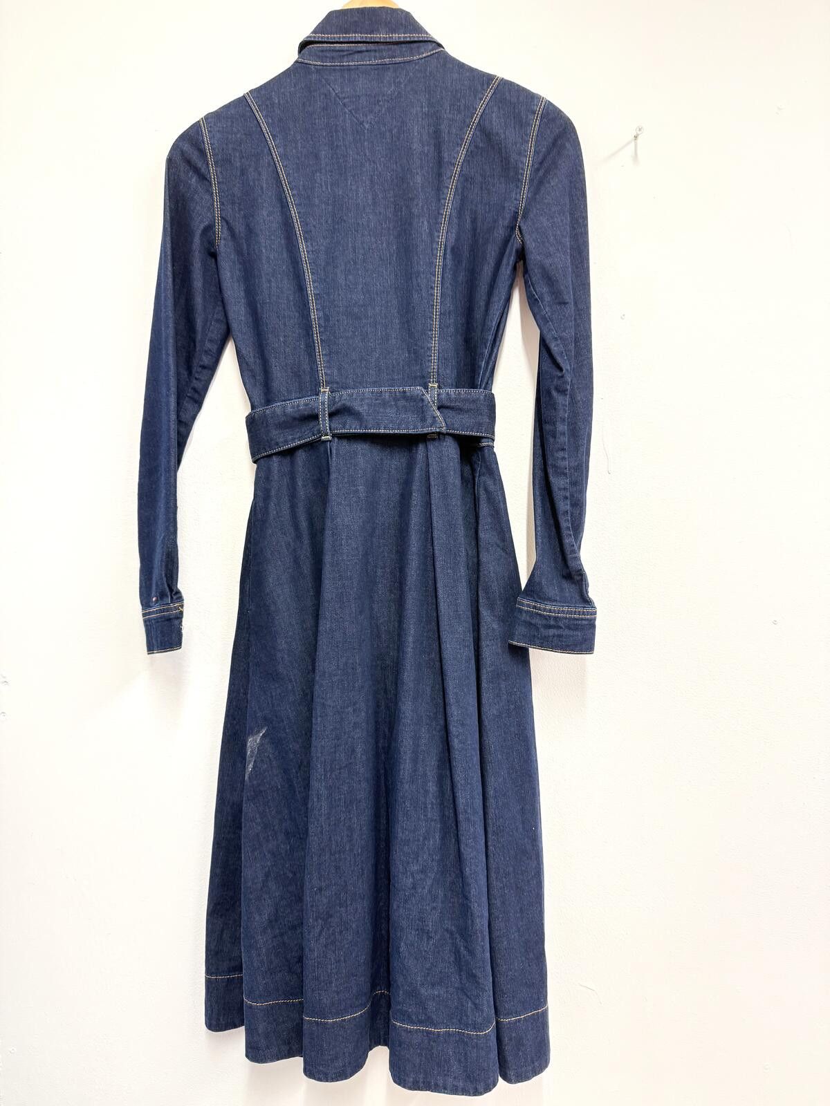 Tommy Hilfiger Tommy Hilfiger beautiful dress in size 4 Size XS / US 0-2 / IT 36-38 - 4 Thumbnail