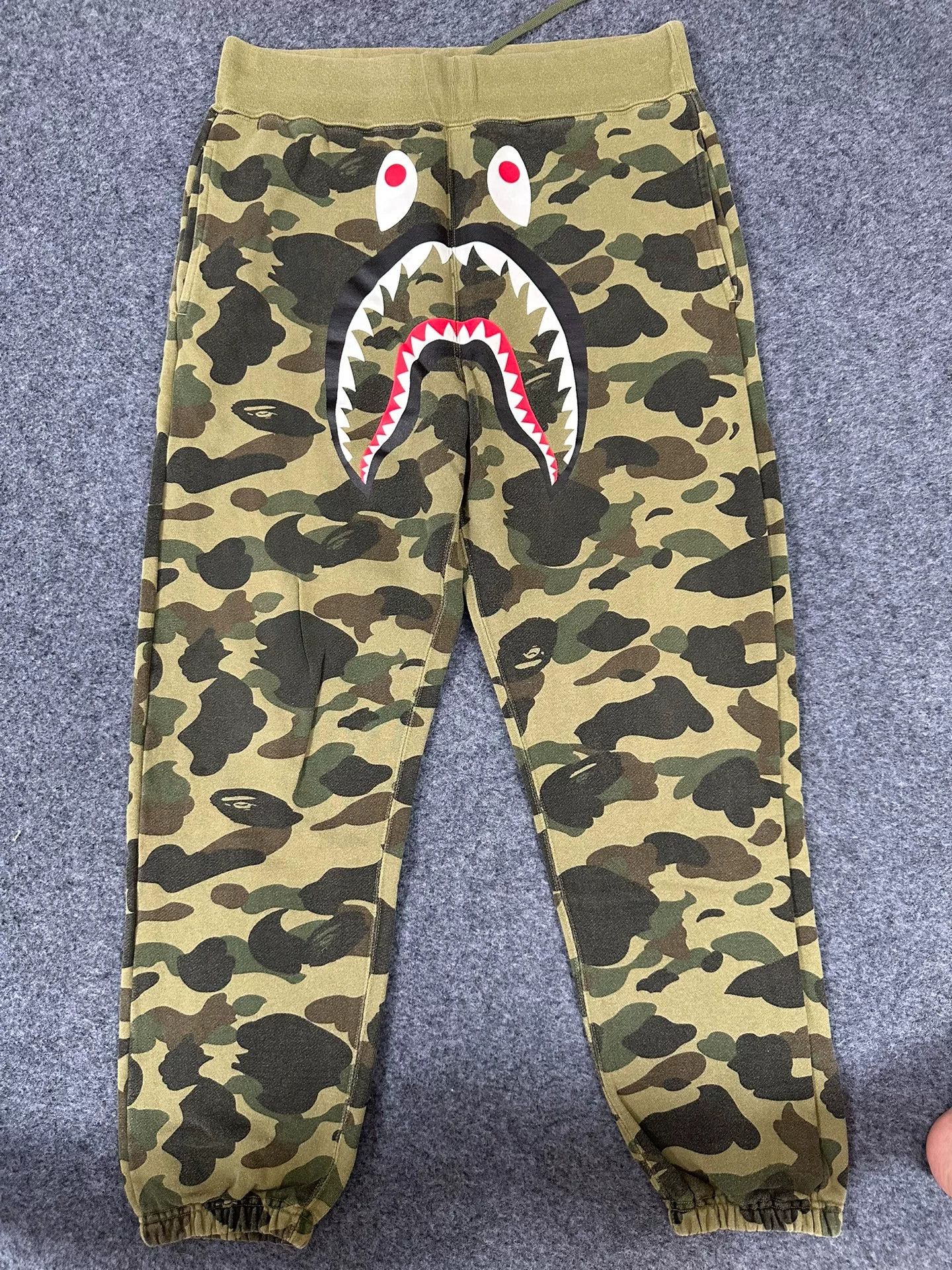 Bape Bape Multi Shark Pants Casual Designer Size US 34 / EU 50 - 1 Thumbnail