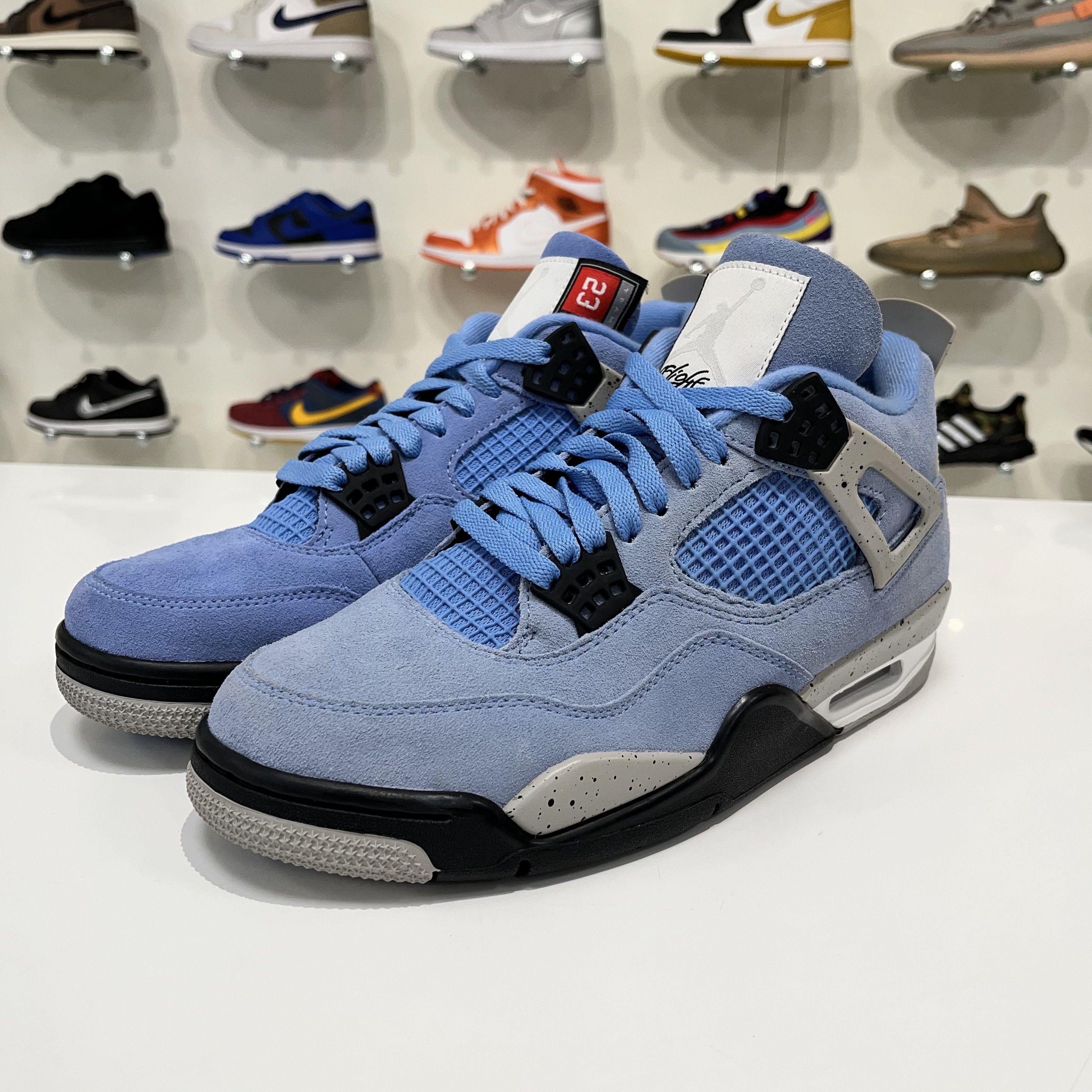 Nike Air Jordan 4 University Blue Size US 8.5 / EU 41-42 - 2 Thumbnail