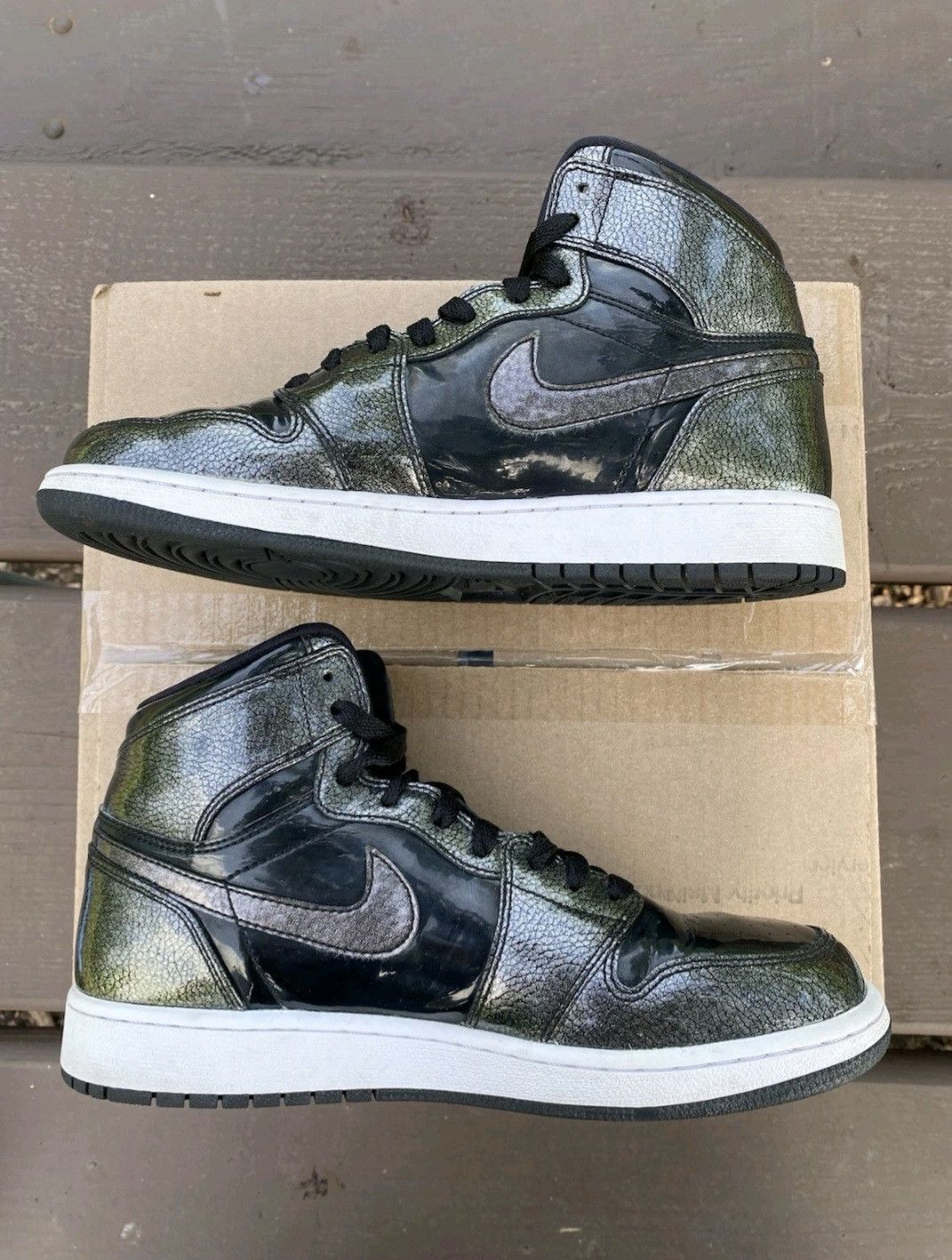 Jordan Brand Nike Air Jordan Retro 1 High GS Black 705300017 Size 6.5 Size US 6.5 / EU 39-40 - 4 Thumbnail