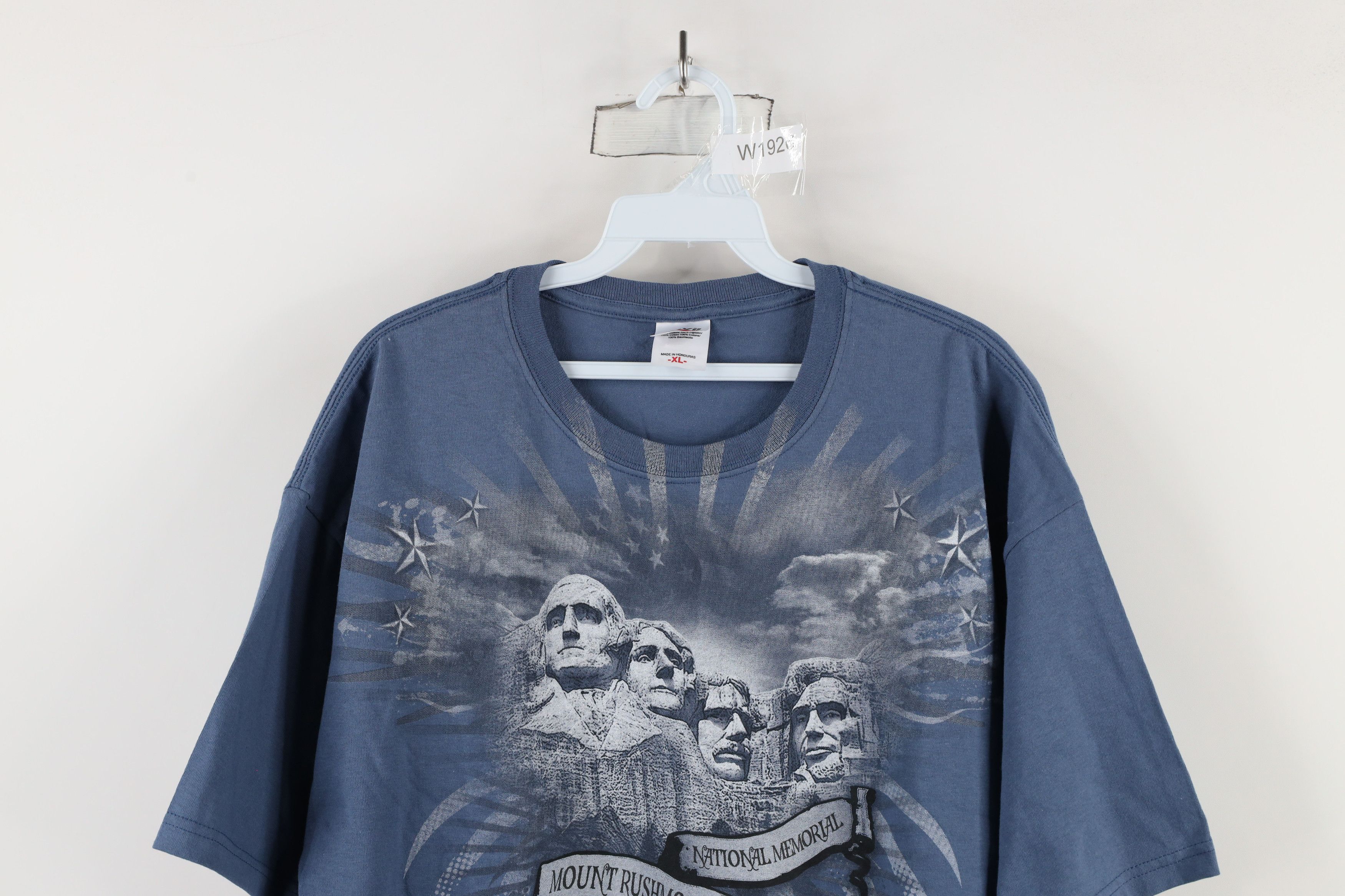 Vintage Vintage Streetwear Sunburst Rushmore Memorial T-Shirt Blue Size US XL / EU 56 / 4 - 2 Thumbnail