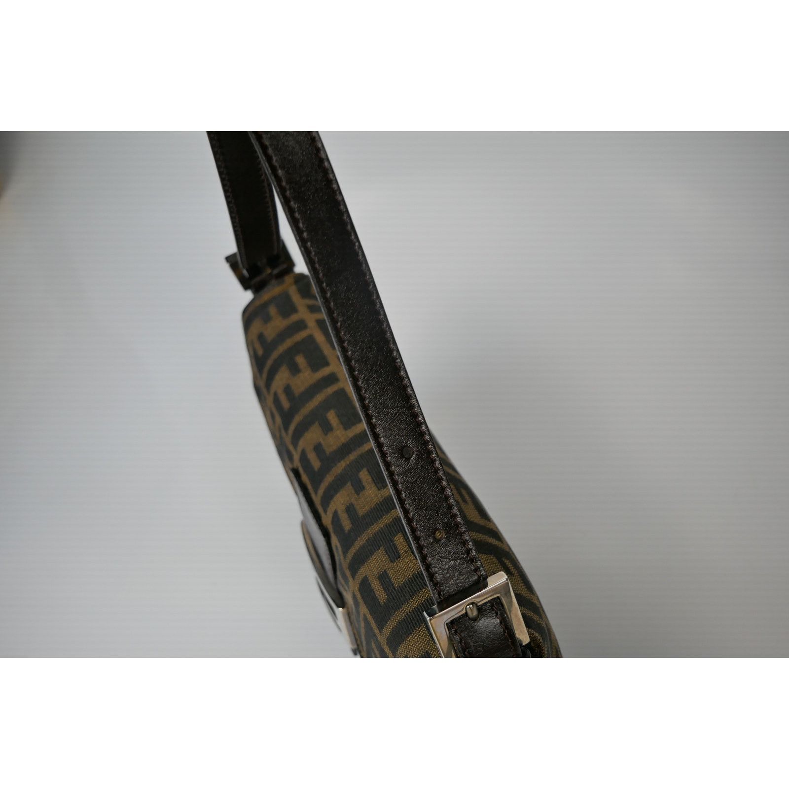 Fendi Baguette Shoulder Bag Size ONE SIZE - 10 Thumbnail