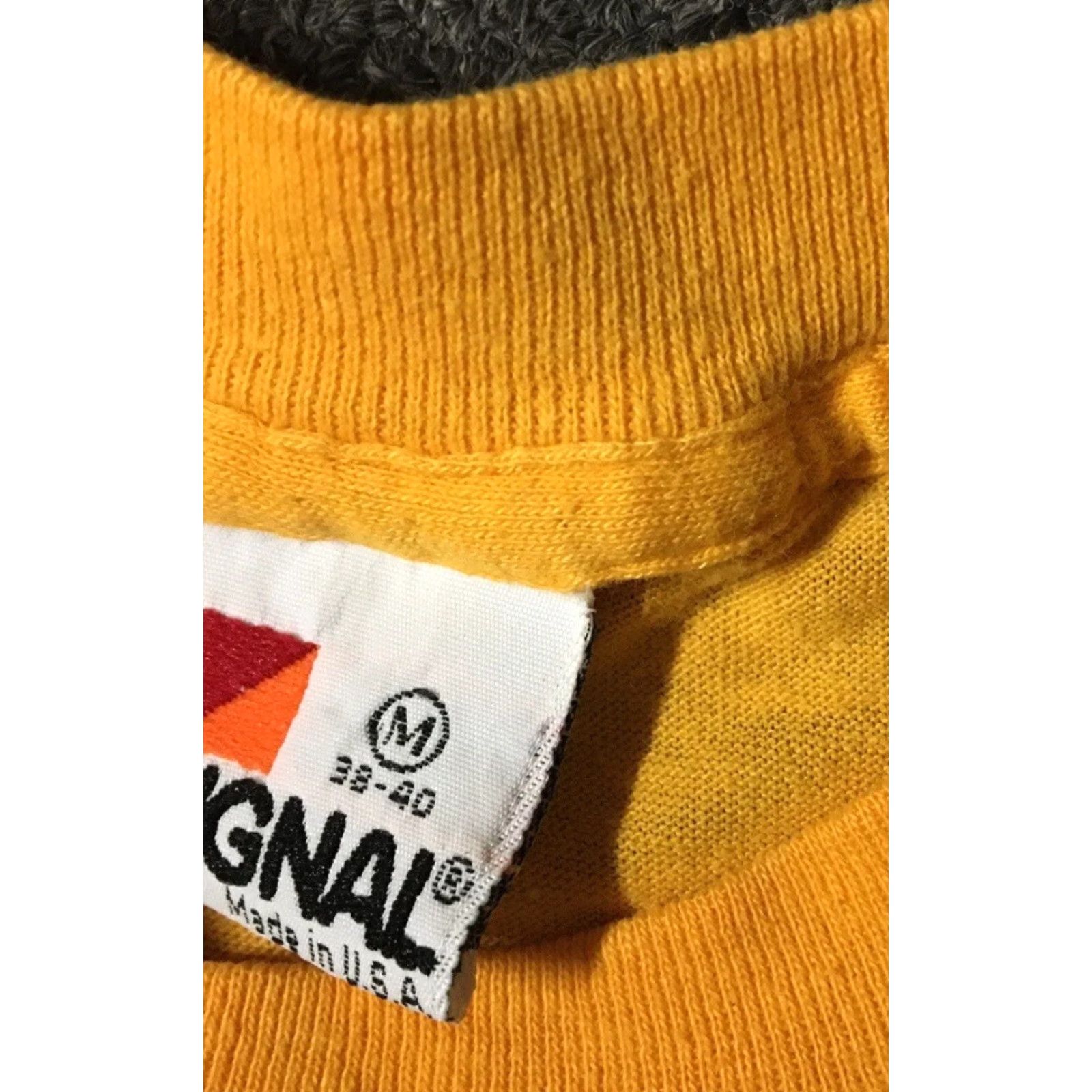 Vintage VINTAGE University Of Wyoming Cowboys Shirt S Yellow 80s 90s Grunge College Football College Cowboy USA Mens T-Shirt Single Stitch Size US S / EU 44-46 / 1 - 6 Thumbnail