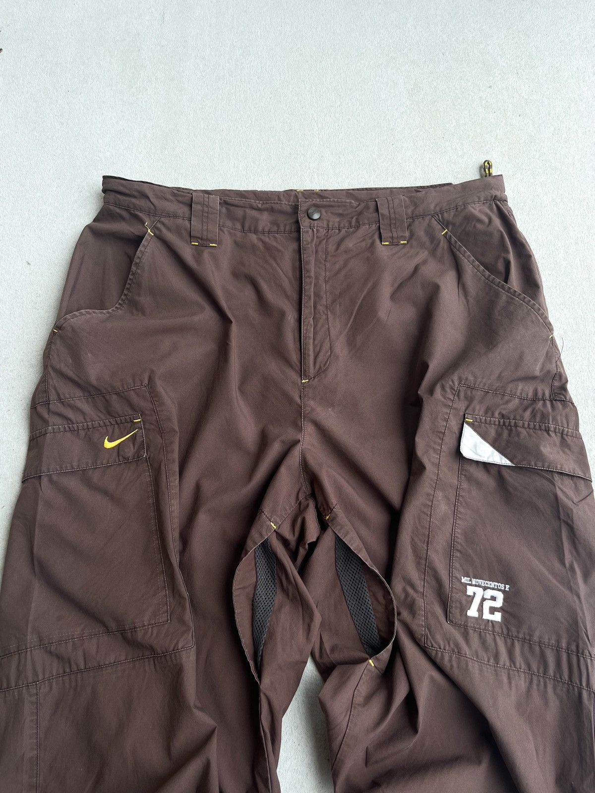 Nike Vtg Nike 1972 Liga oficial do pais wide leg cargo pants Size US 36 / EU 52 - 13 Thumbnail