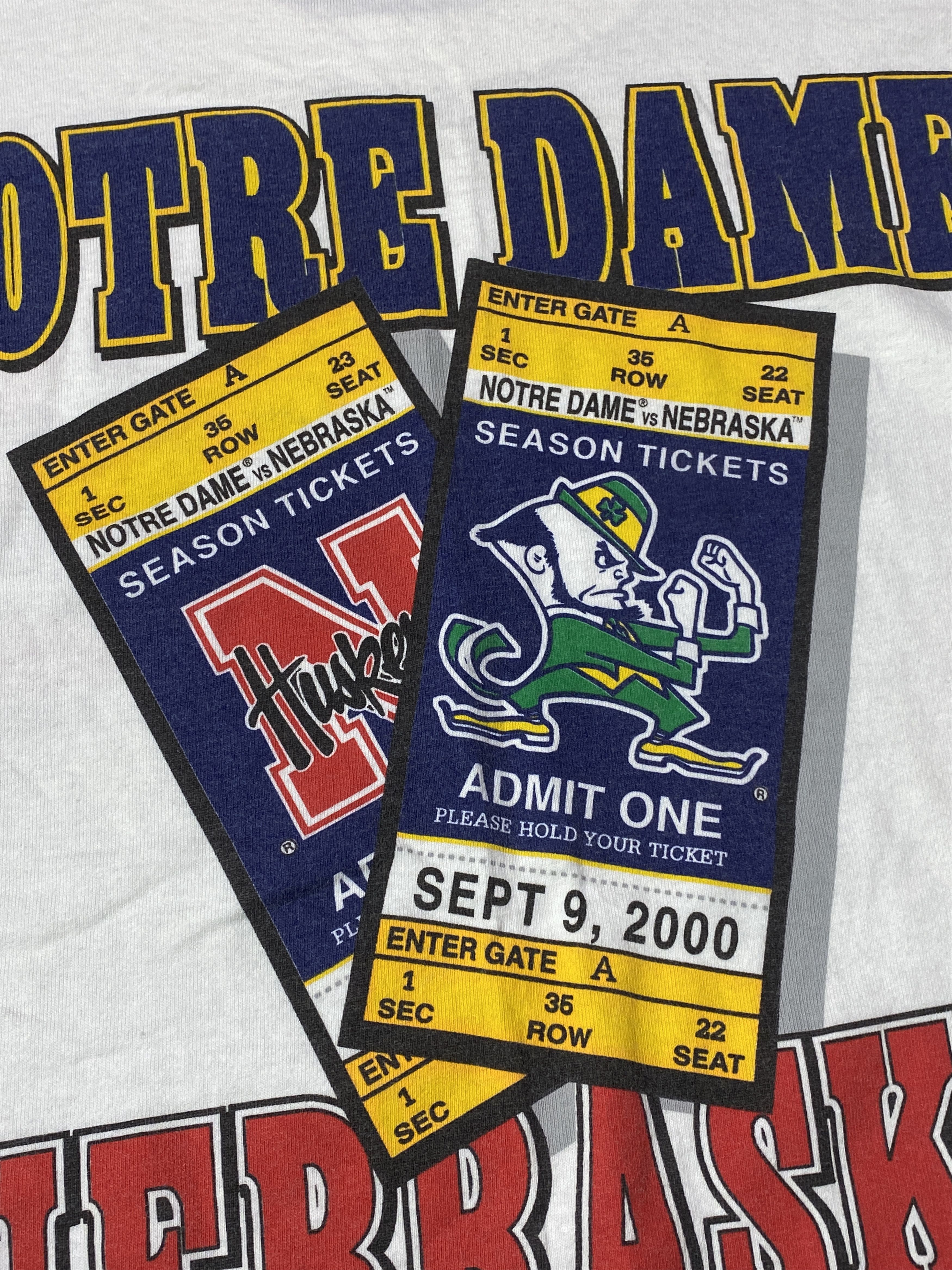 Vintage Vintage 00s Notre Dame vs Nebraska Made in USA T-shirt Size US L / EU 52-54 / 3 - 8 Thumbnail