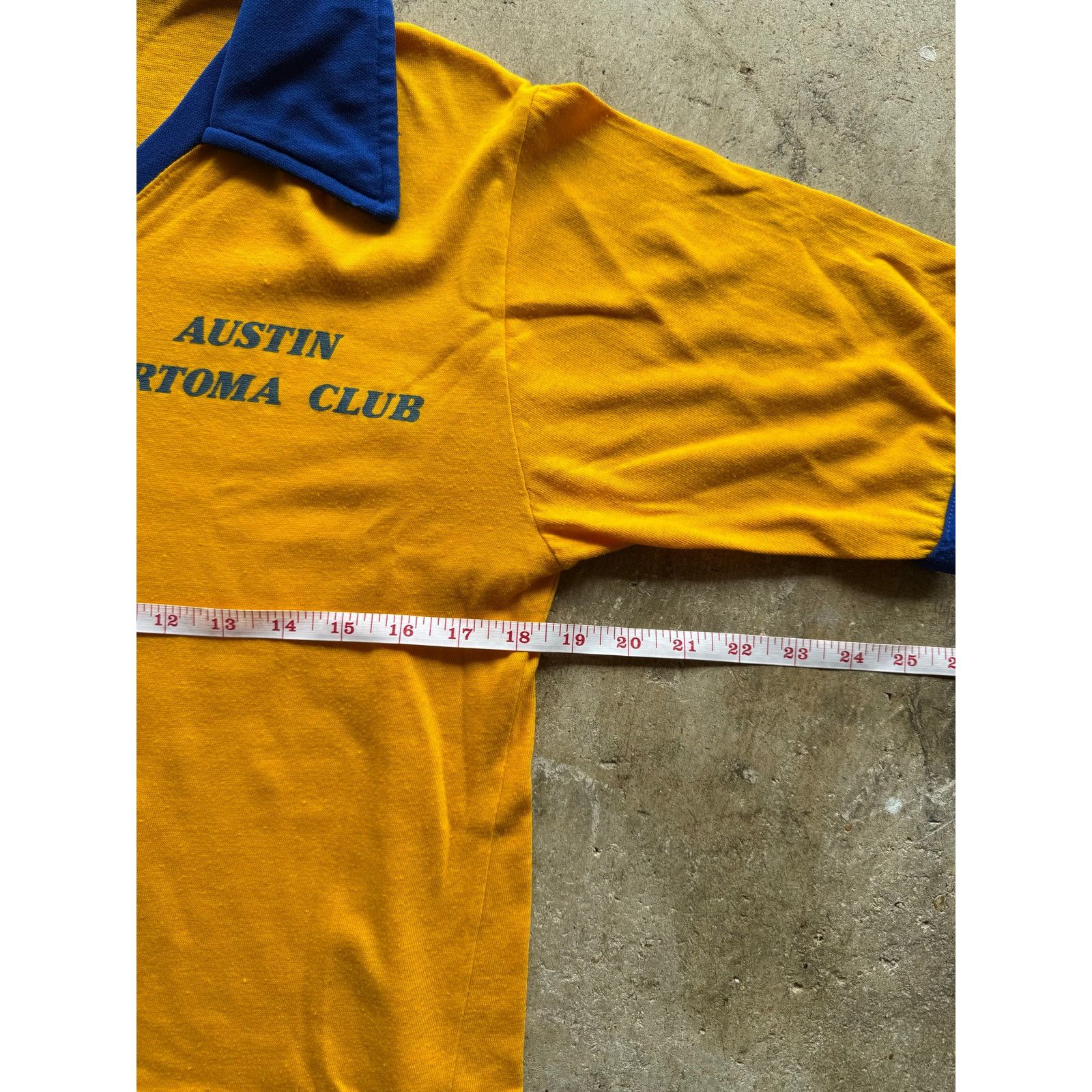 Vintage Vintage 1970s Sertoma Club V-Neck Ringer Collared Yellow Tee Size US S / EU 44-46 / 1 - 4 Thumbnail