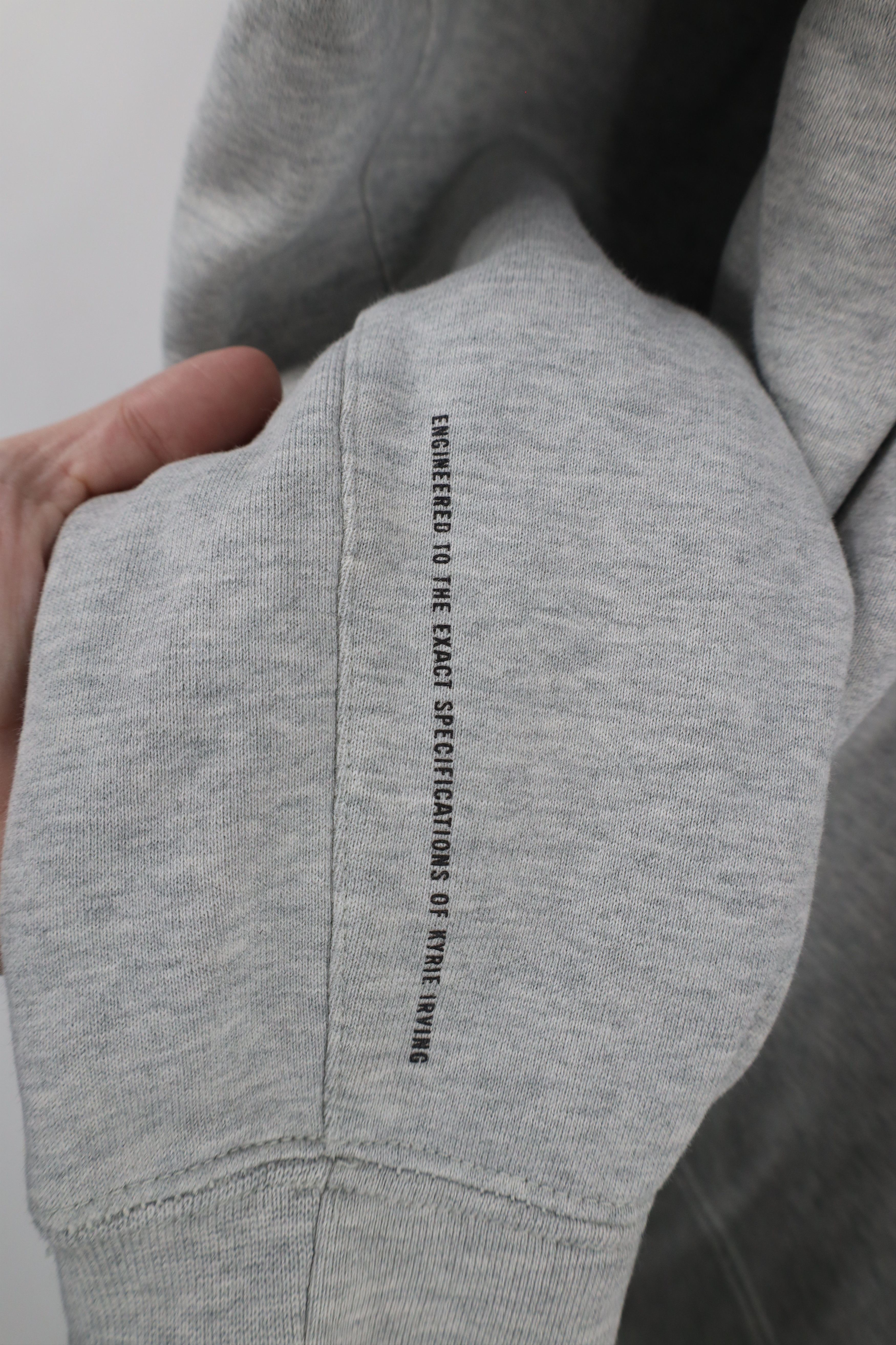 Nike × Vintage Nike Kyrie Irving Heavyweight Hoodie Sweatshirt Heather Gray Size L / US 10 / IT 46 - 11 Thumbnail