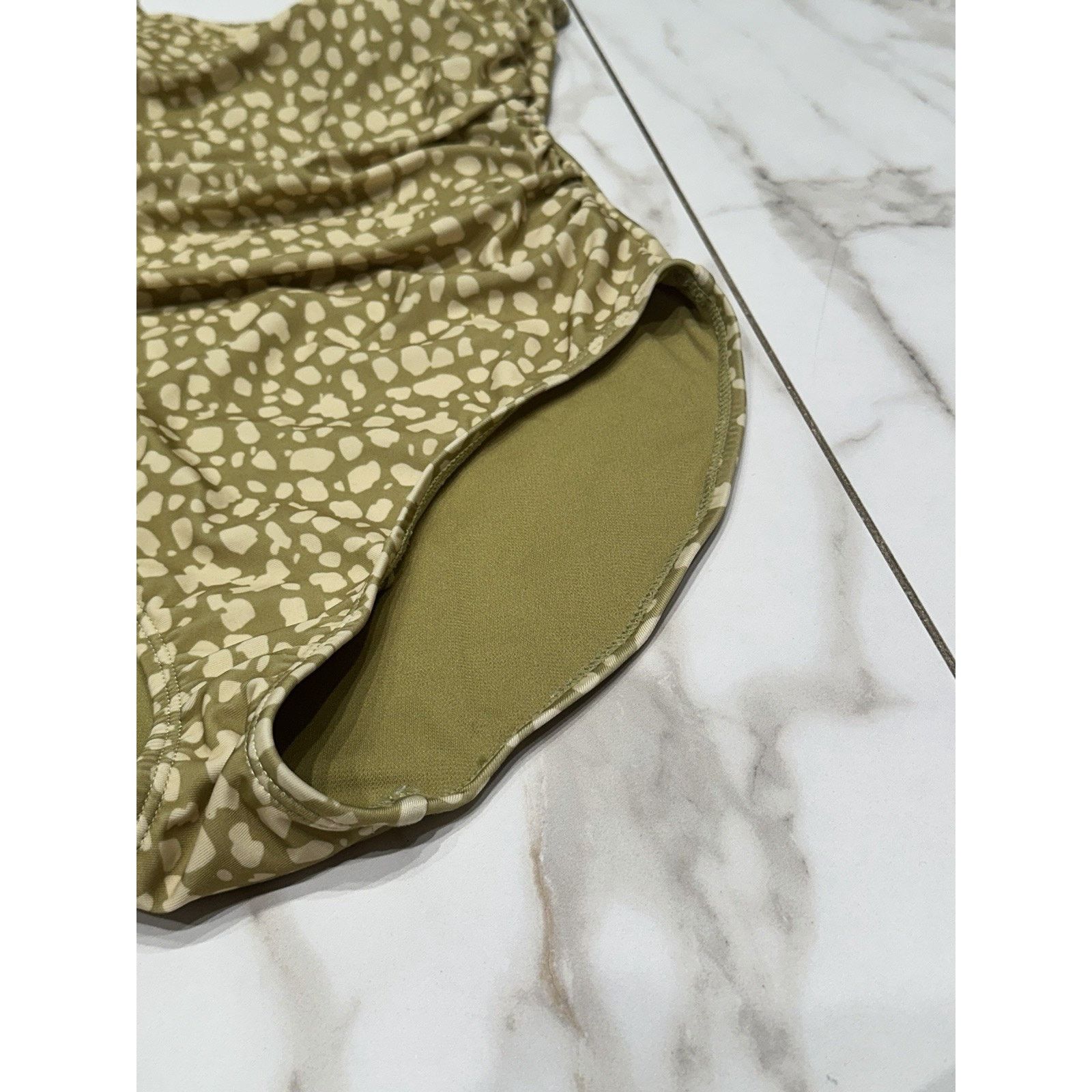 Primark Primark One Piece Bandeau Control Green Dot Print Swimsuit Size ONE SIZE - 3 Thumbnail