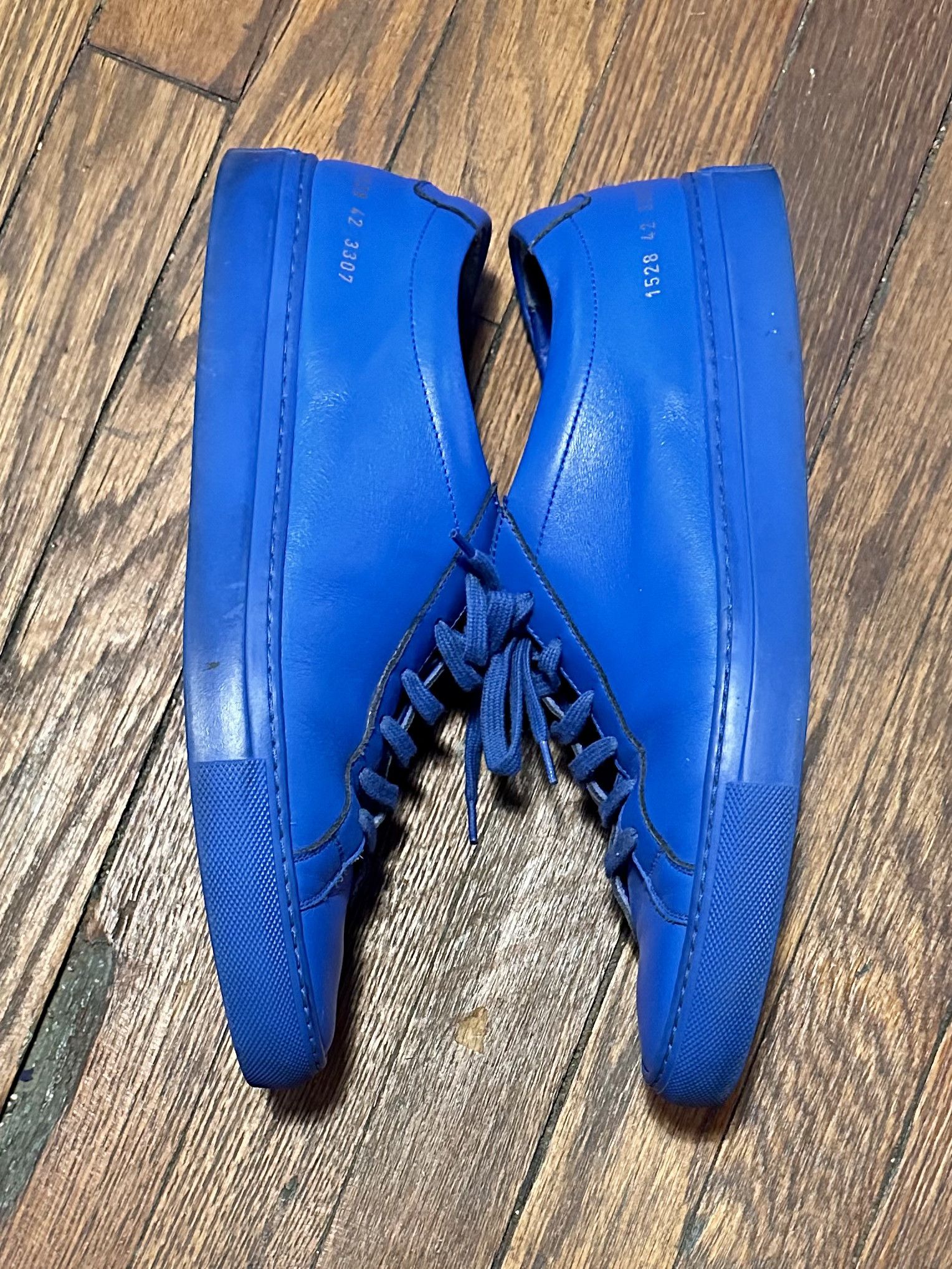 Common Projects Common Projects Achilles Low Blue 42/9 | Rare Monochrome Size US 9 / EU 42 - 8 Thumbnail