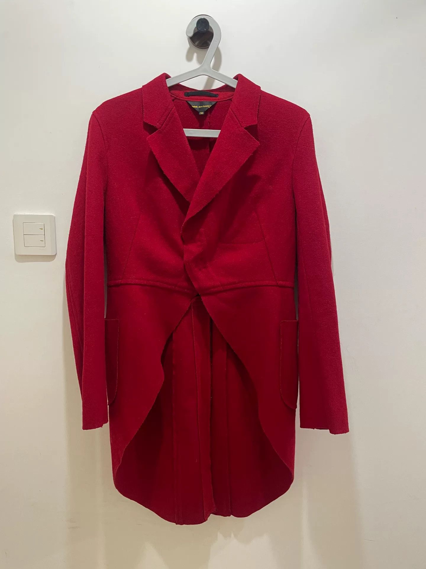 Comme des Garcons red irregular wool suit blazer coat Size M / US 6-8 / IT 42-44 - 1 Thumbnail