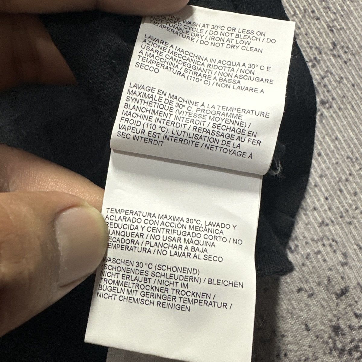 Off-White OFF WHITE Special Edition "Hankyu" @2020 Size US S / EU 44-46 / 1 - 6 Thumbnail
