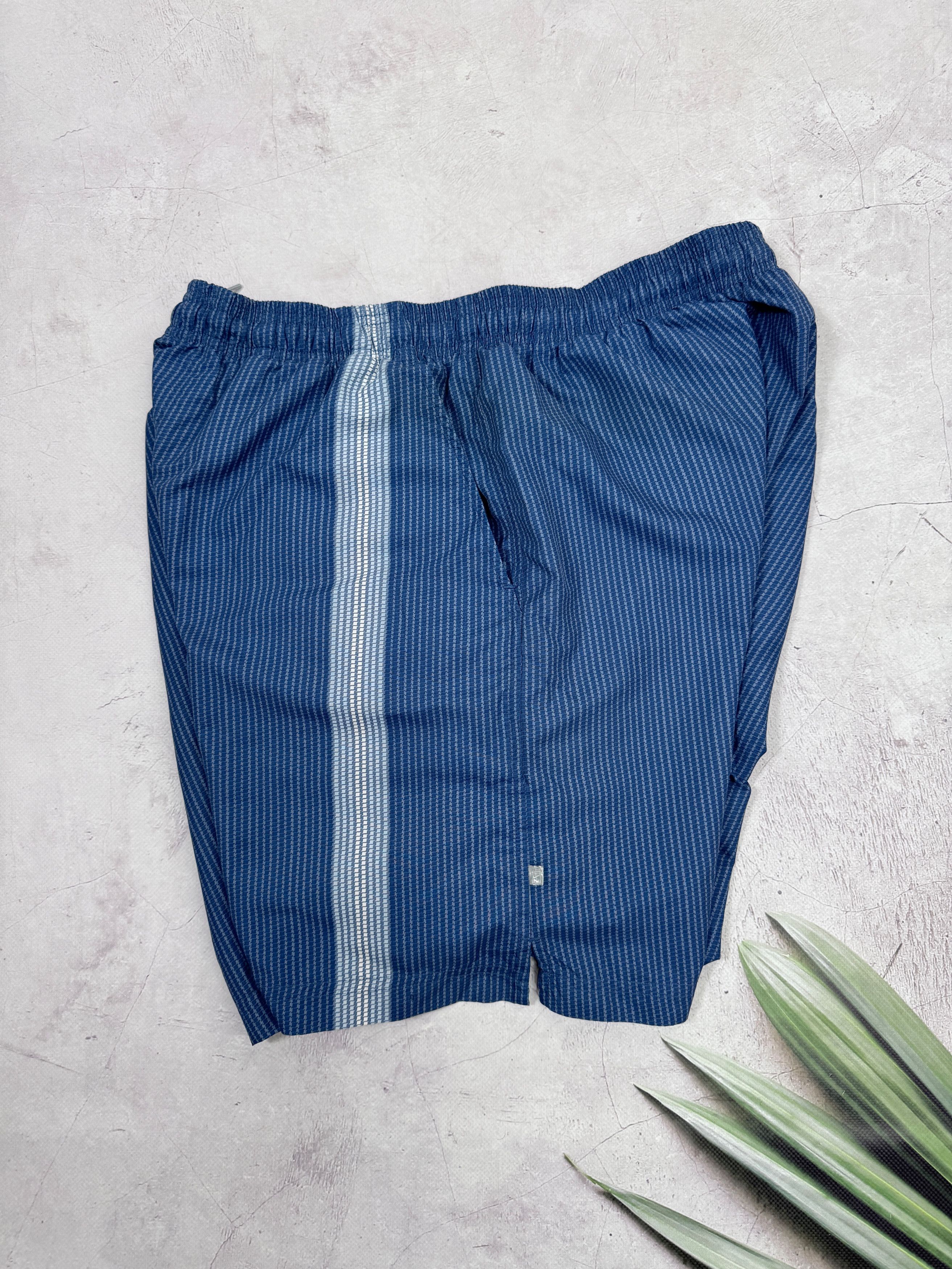 Nike × Vintage Vintage Nike Challenge Court Tennis Shorts Blue Stripe Size US 36 / EU 52 - 9 Thumbnail