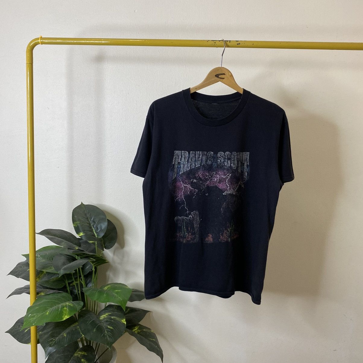 Rap Tees Travis Scott Rodeo Tour 2015 T Shirt Size US M / EU 48-50 / 2 - 1 Thumbnail