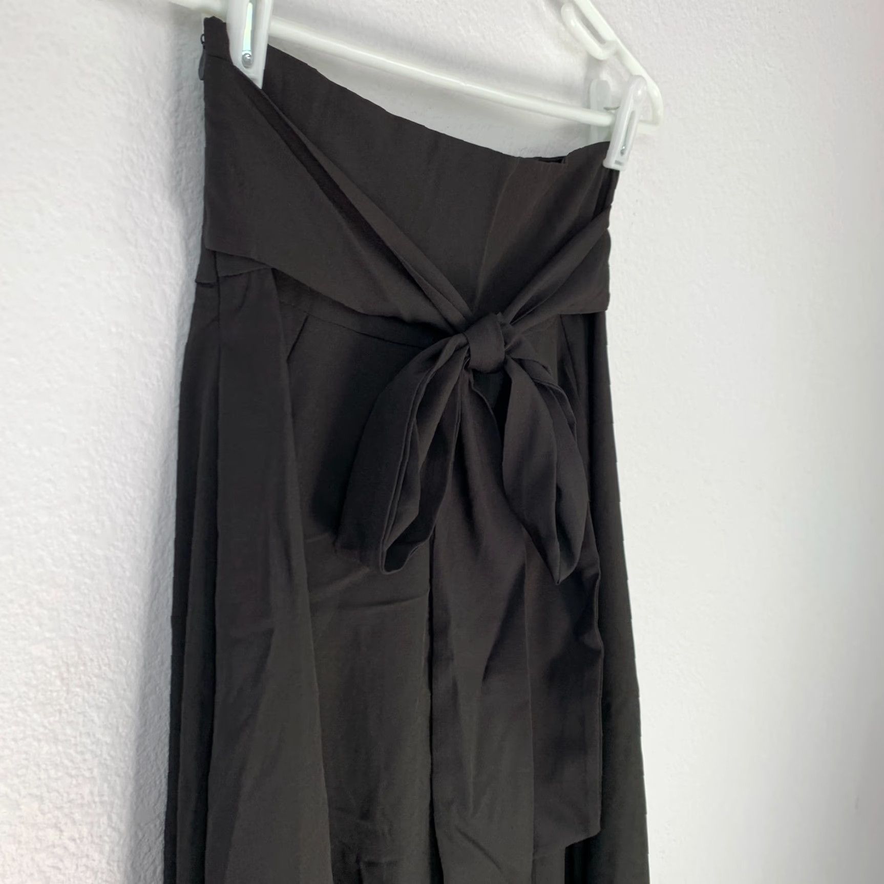 Vintage Calvin & Sally High Waist Long Black Tie Waist Skirt Small NWT Dress Length Long Sleeveless/Skirt Casual Party/Cocktail Women XS? Size 28" / US 6 / IT 42 - 4 Thumbnail