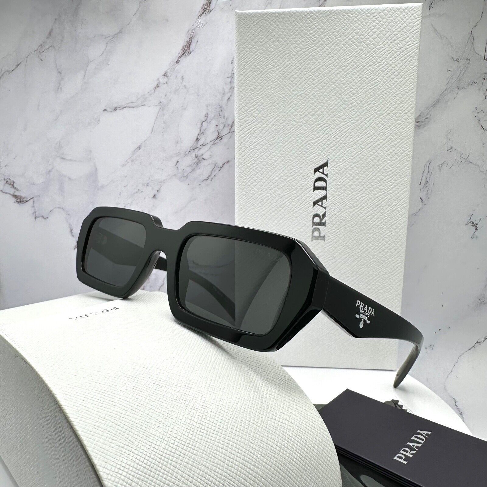 New PRADA Sunglasses Black Symbole PRADA MILANO Logo Square