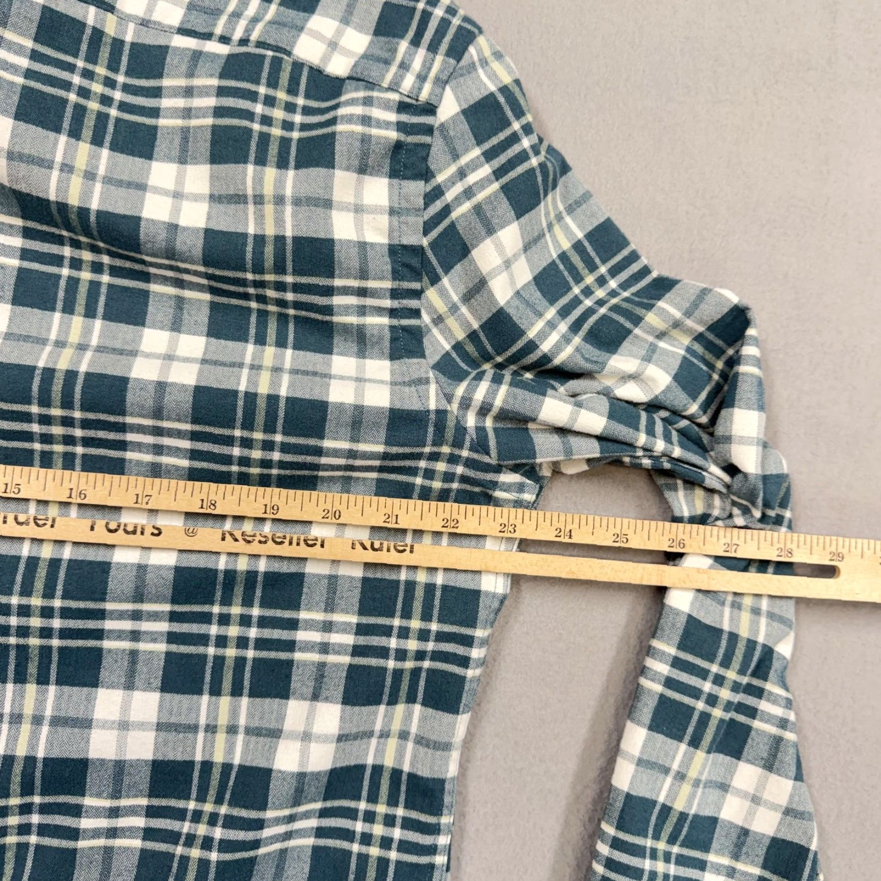 UNTUCKit UNTUCKit Shirt Mens Large Green Plaid Long Sleeve Button-Up Stretch Flannel Size US L / EU 52-54 / 3 - 4 Thumbnail