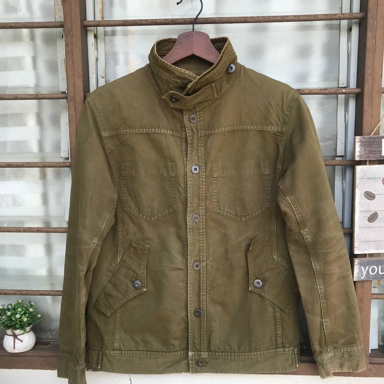 Final Home VINTAGE Final home distressed military faded green shirt Size US XS / EU 42 / 0 - 3 Thumbnail