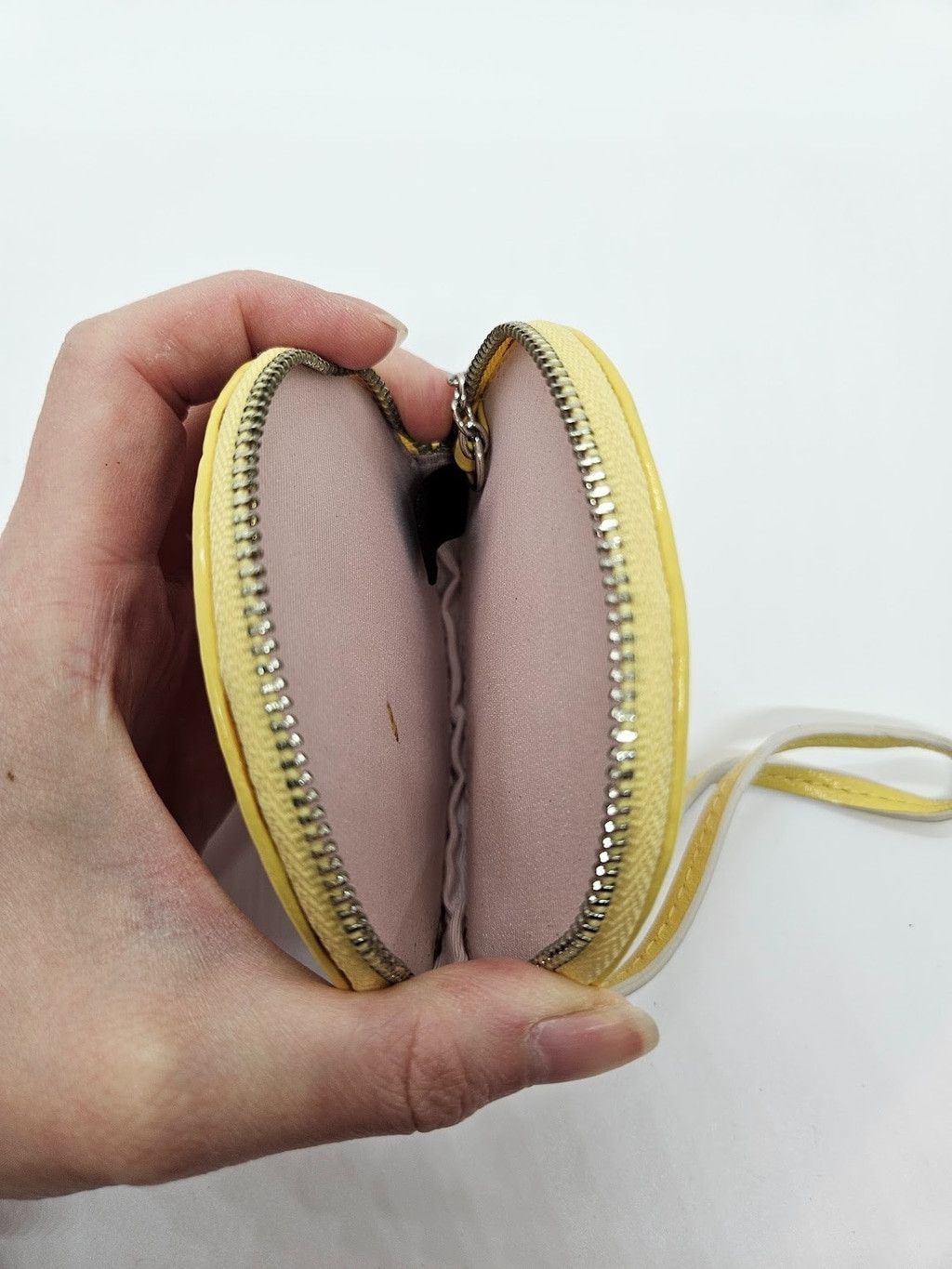 Coach Coach Grapefruit Coin Purse Wristlet Keychain Citrus Pouch Size ONE SIZE - 5 Thumbnail
