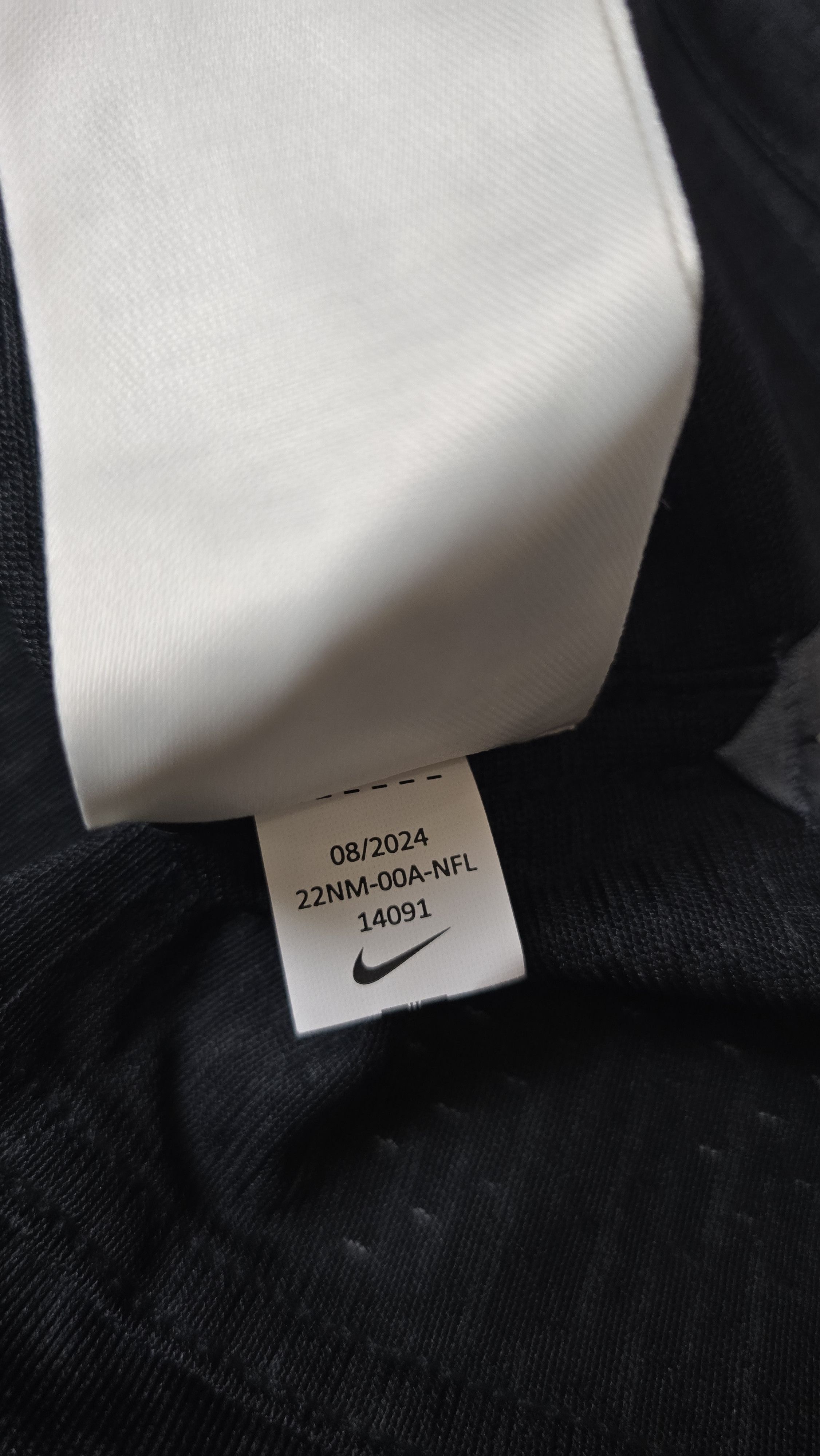 Nike Jayden Daniels #5 Commanders Nike Black Game Jersey Size US S / EU 44-46 / 1 - 17 Thumbnail