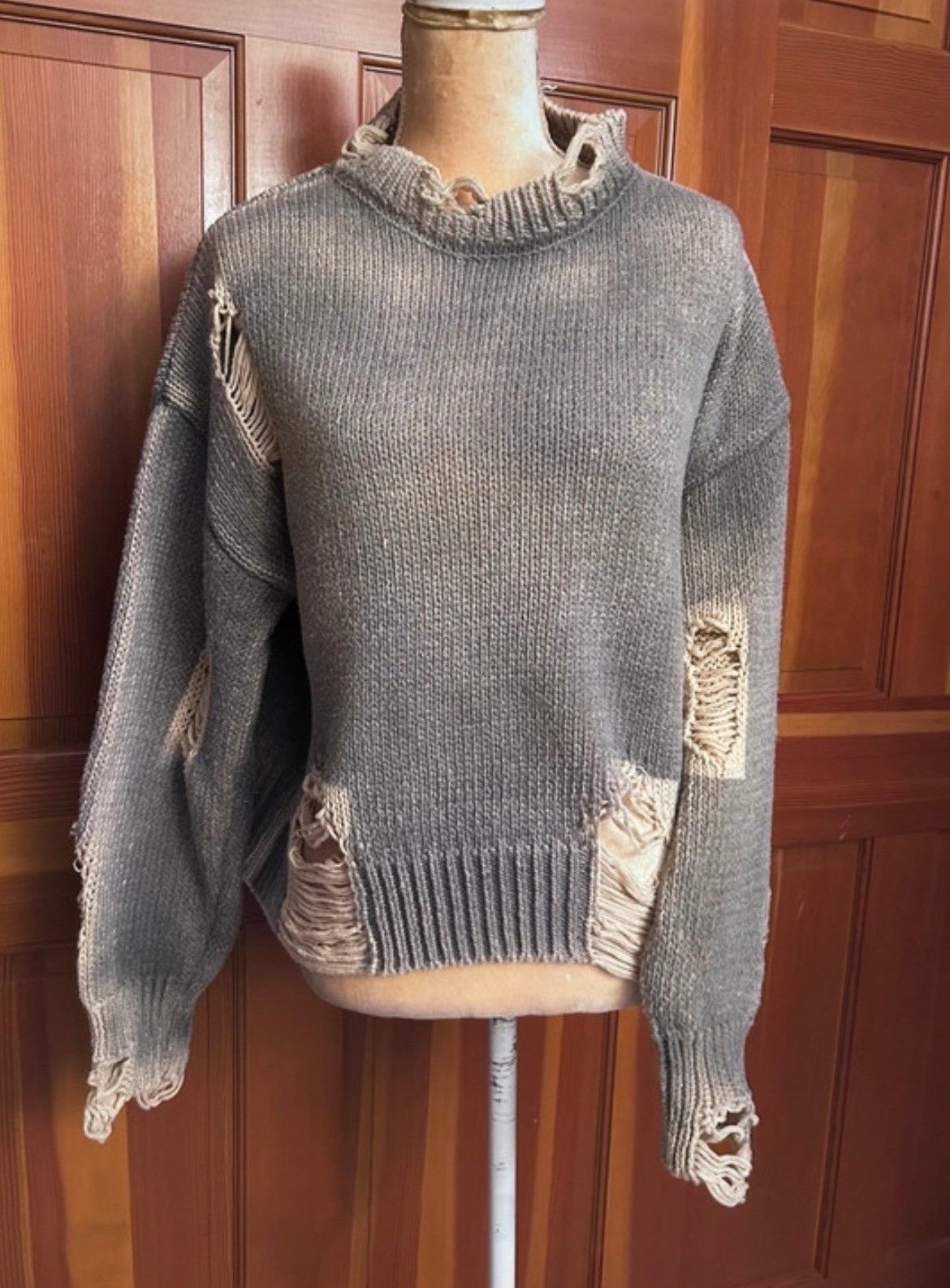 Designer × Other NWT, Lavishly Paris Women’s Distressed Oversized Sweater. Size S / US 4 / IT 40 - 2 Thumbnail