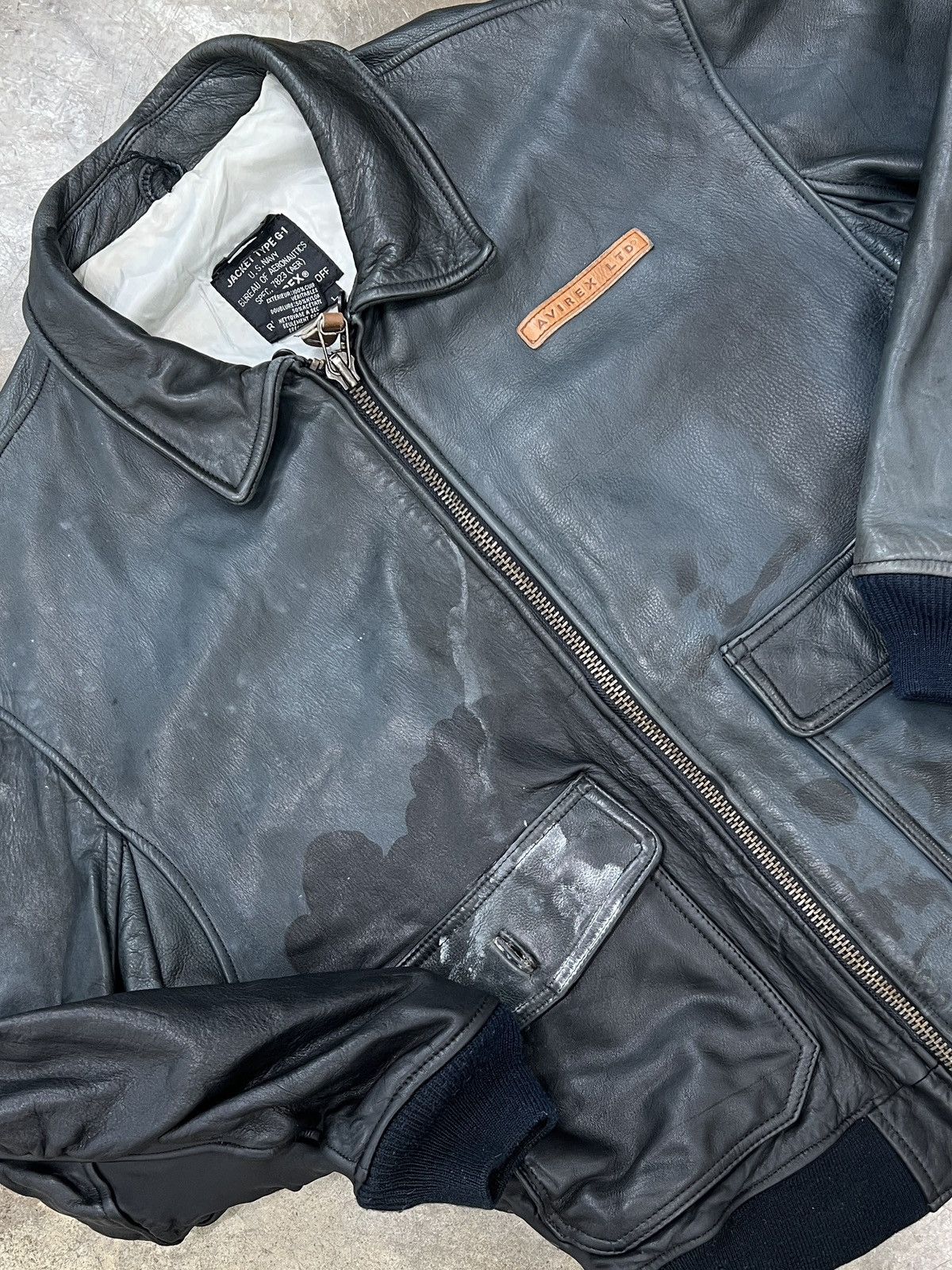 Avirex × Vintage Vintage Avirex Navy Aeronautics Leather Bomber Jacket Large Size US L / EU 52-54 / 3 - 1 Thumbnail