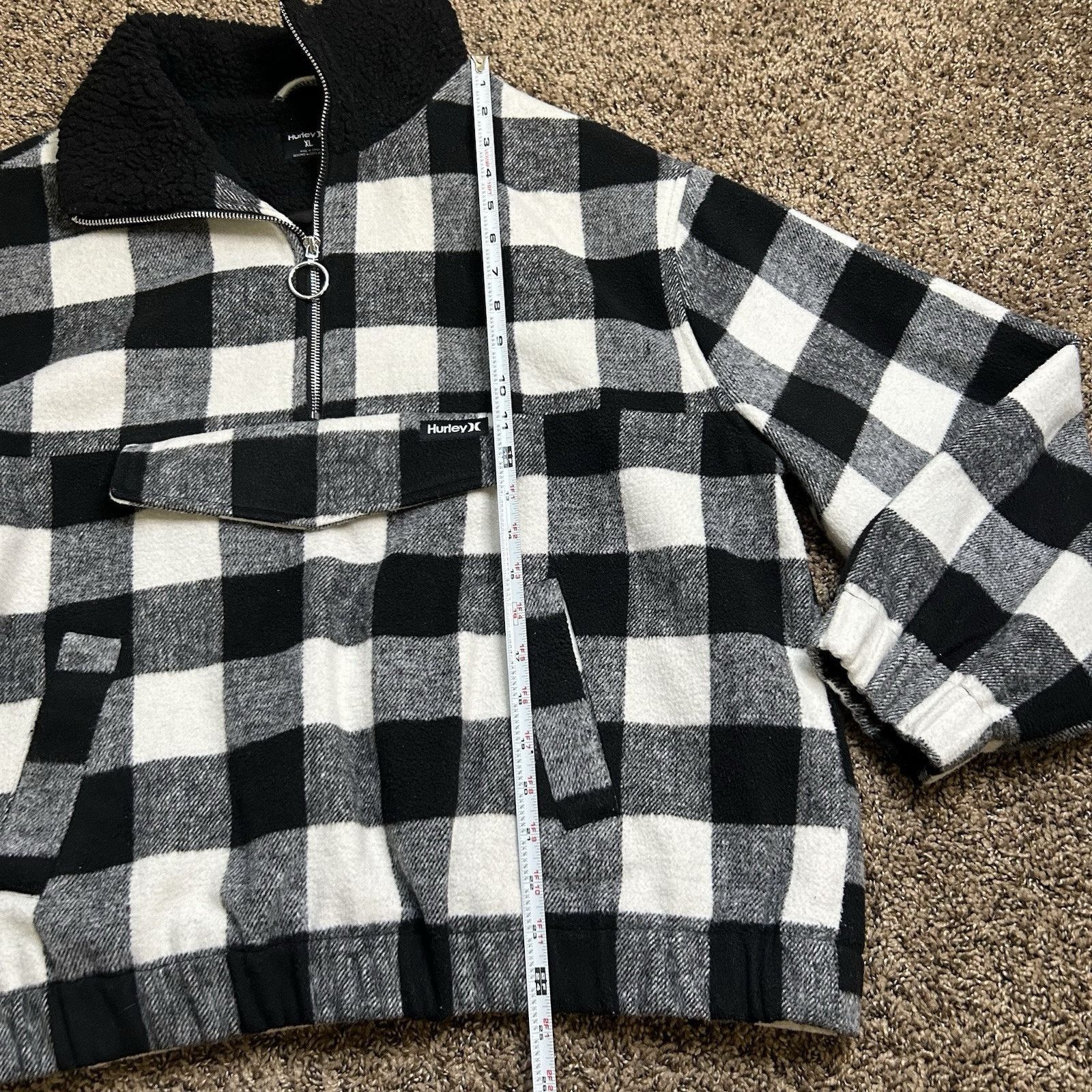 Hurley Hurley Plaid Black And White Pullover Women Coat Size XL Size L / US 10 / IT 46 - 10 Thumbnail