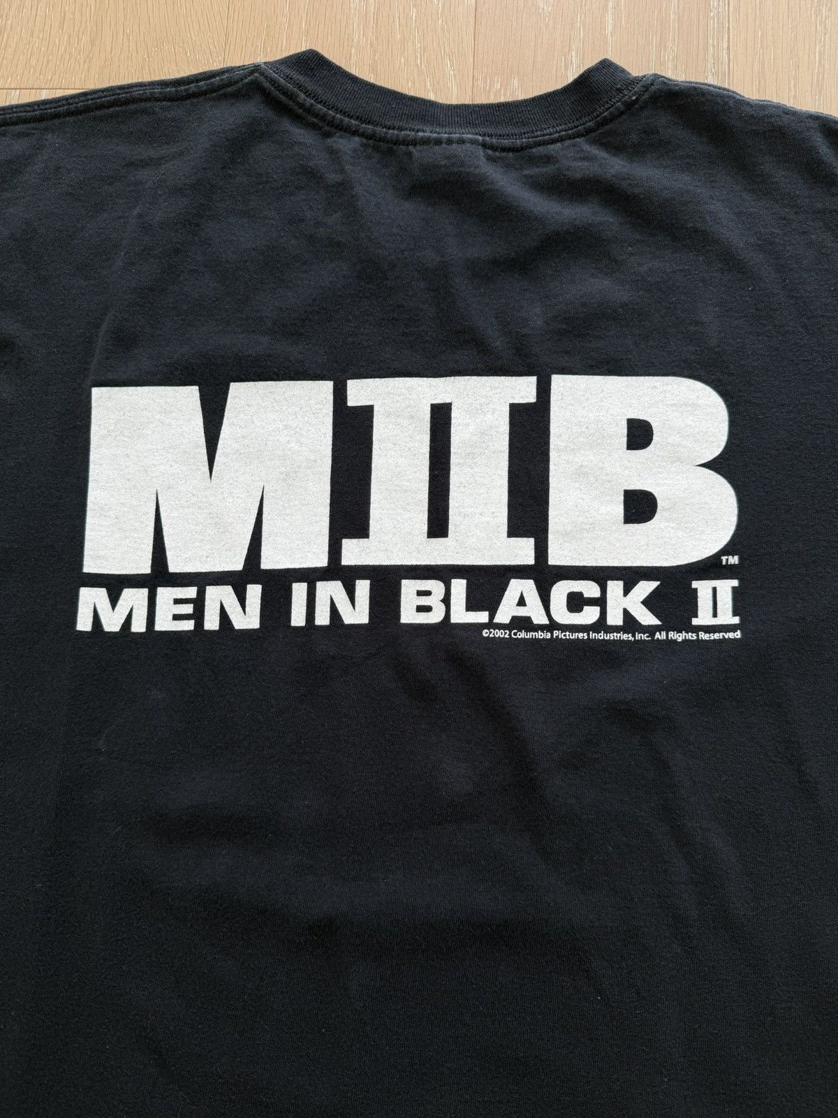 Anvil Vintage Men in Black 2 movie promo Y2K shirt Size US XL / EU 56 / 4 - 3 Thumbnail