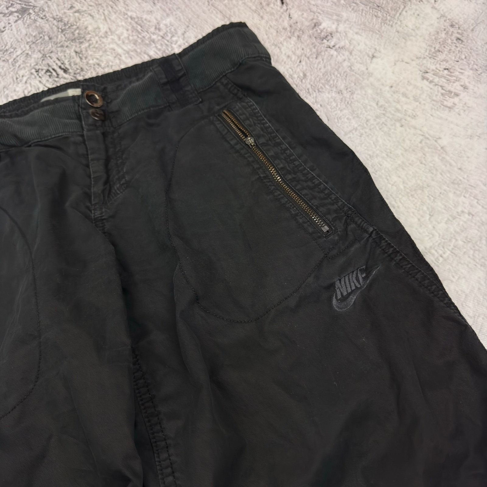 Nike Nike Sportswear Women's Black Spellout Straight Leg Pants Size 30" / US 8 / IT 44 - 5 Thumbnail