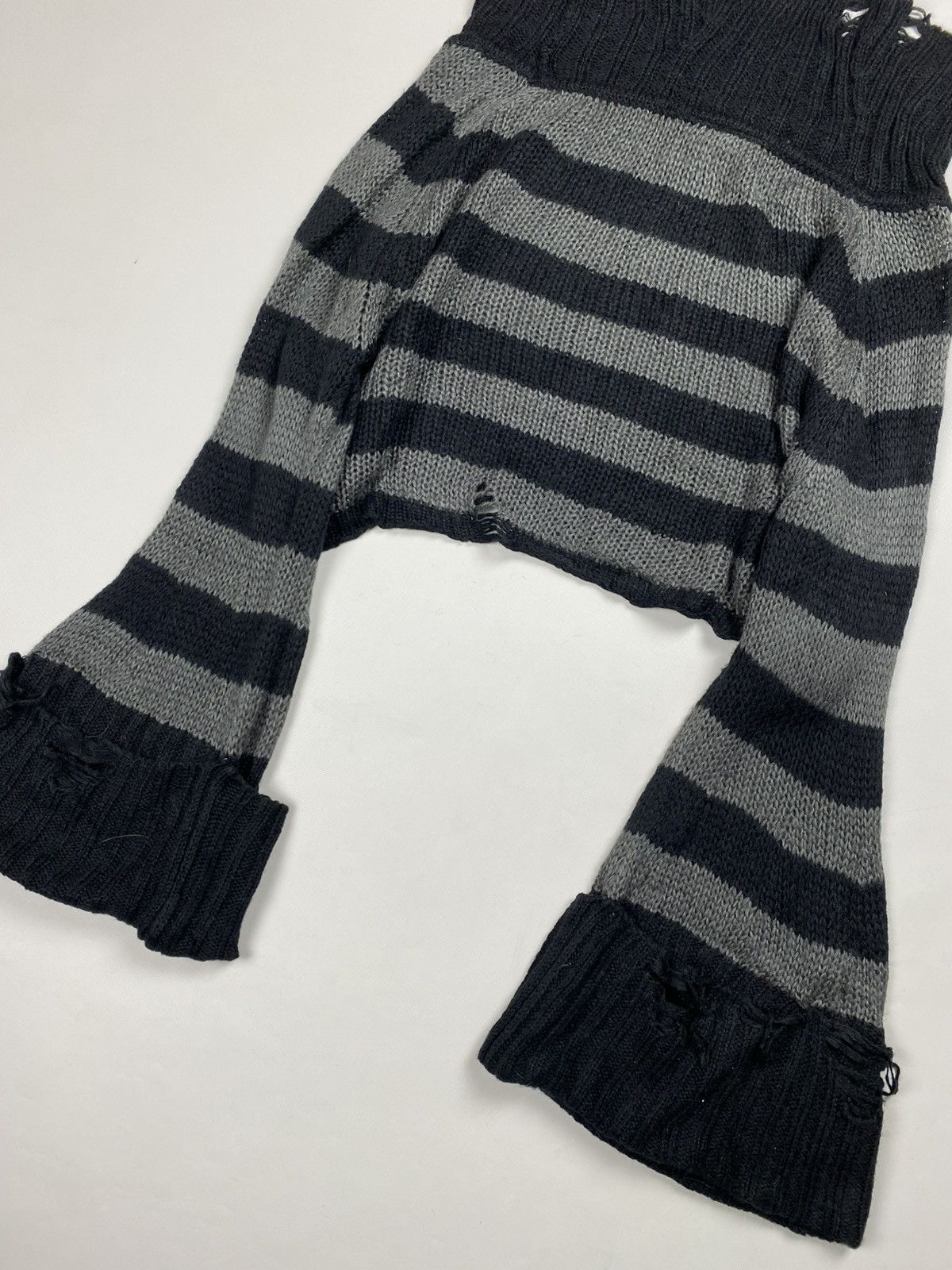 Killstar Killstar Ladies Y2K Distressed High Neck Sweater Pullover Size 4XL / US 24-26 - 18 Thumbnail