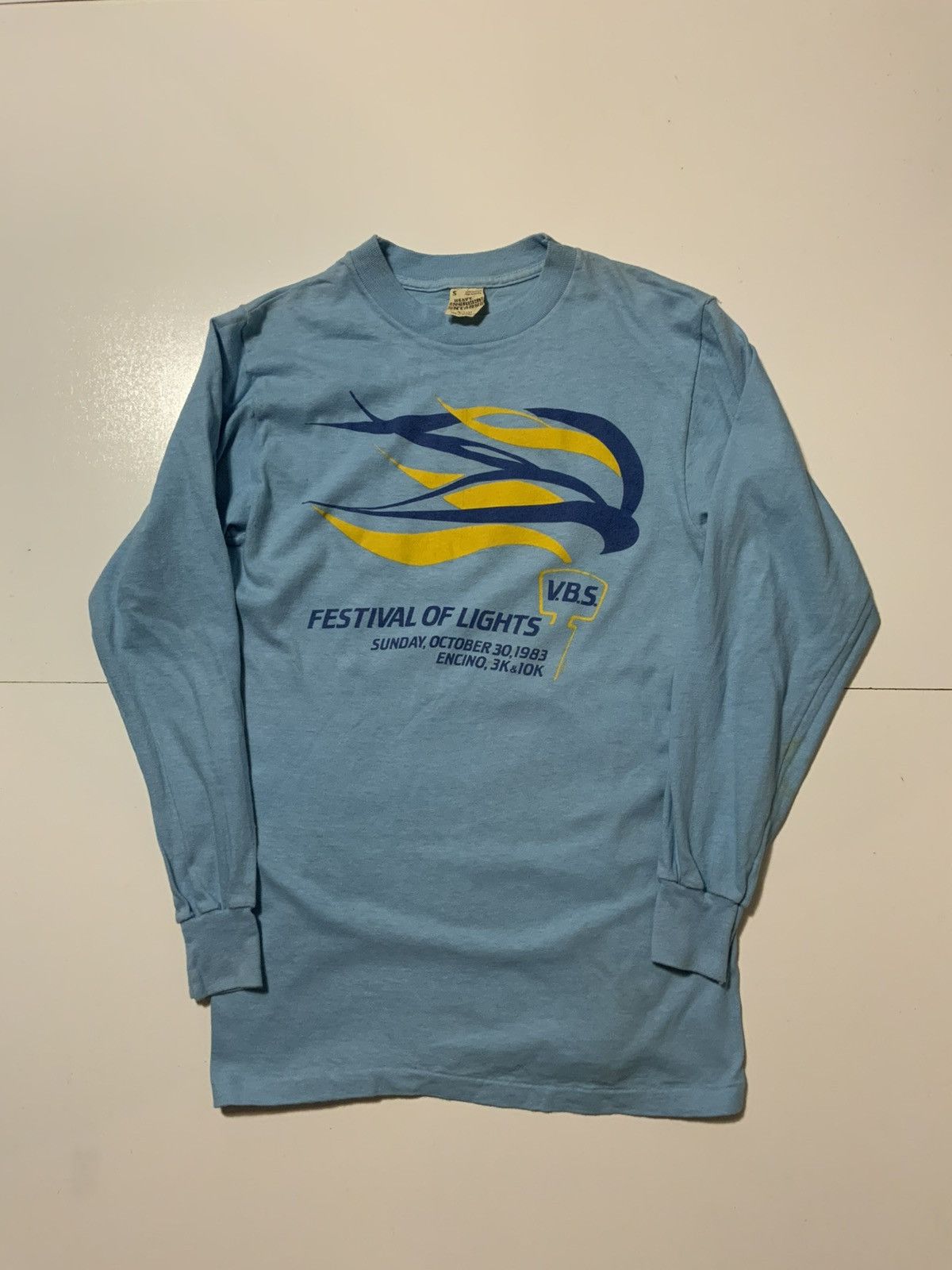 Vintage VTG 1983 Screen Stars Encino Festival Of Lights T-Shirt Size US S / EU 44-46 / 1 - 1 Thumbnail